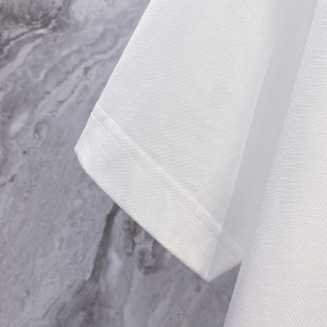 罗意威 夏装新款男女同款👫短袖T恤，！定制专属纯棉面料，定制原版工艺螺纹，胸前重工字母logo工艺设计！