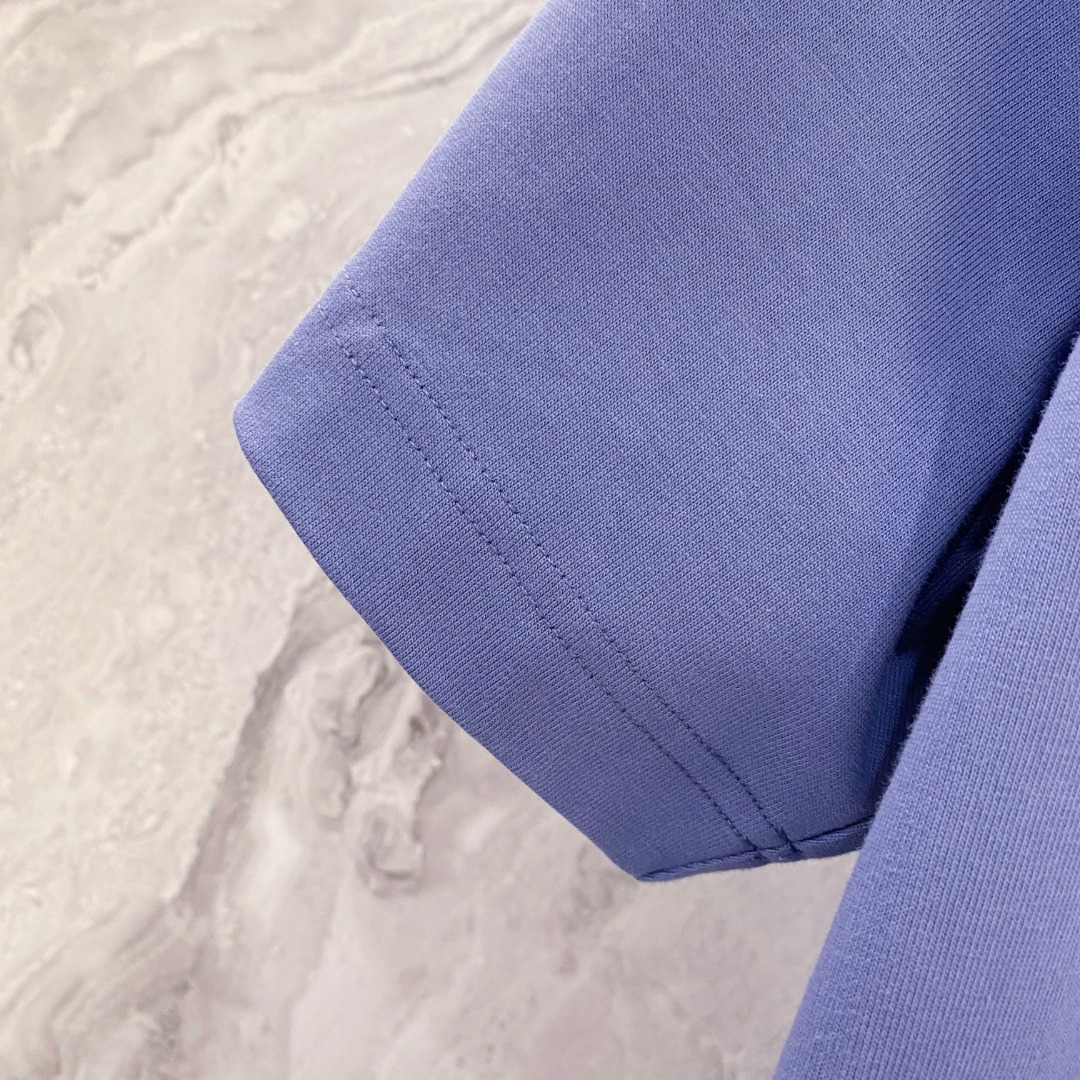 罗意威 夏装新款男女同款👫短袖T恤，！定制专属纯棉面料，定制原版工艺螺纹，胸前重工字母logo工艺设计！