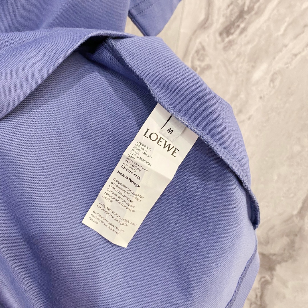 罗意威 夏装新款男女同款👫短袖T恤，！定制专属纯棉面料，定制原版工艺螺纹，胸前重工字母logo工艺设计！