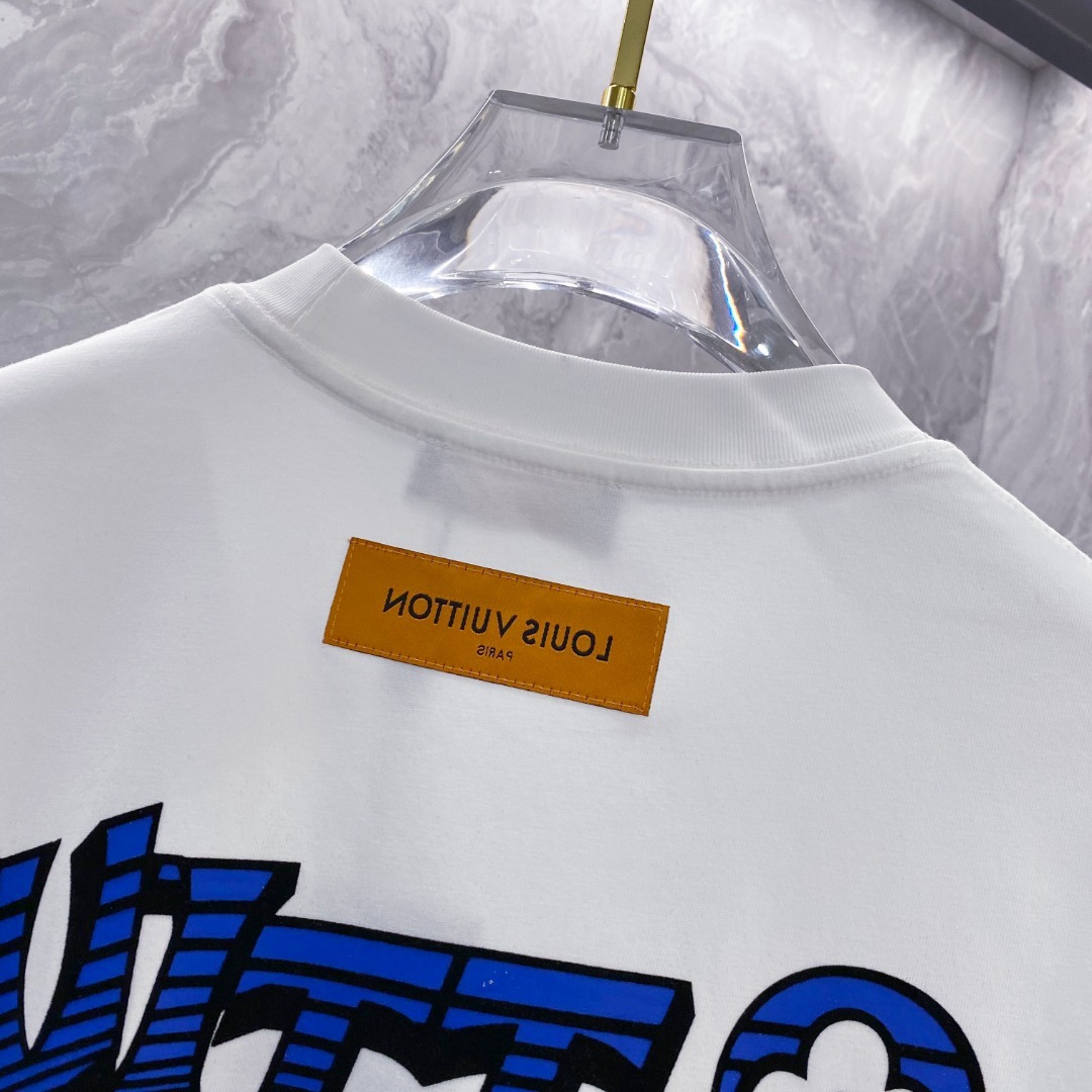 LV 2025夏装新款男女同款👫短袖T恤,!定制专属纯棉面料,定制原版工艺螺纹,胸前重工字母logo工