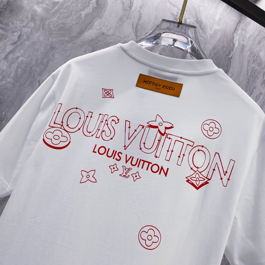  LV 2025夏装新款男女同款👫短袖T恤，！定制专属纯棉面料，定制原版工艺螺纹，胸前重工字母logo工