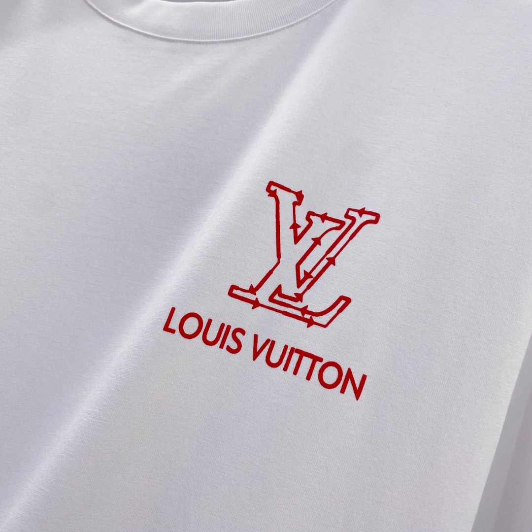  LV 2025夏装新款男女同款👫短袖T恤，！定制专属纯棉面料，定制原版工艺螺纹，胸前重工字母logo工