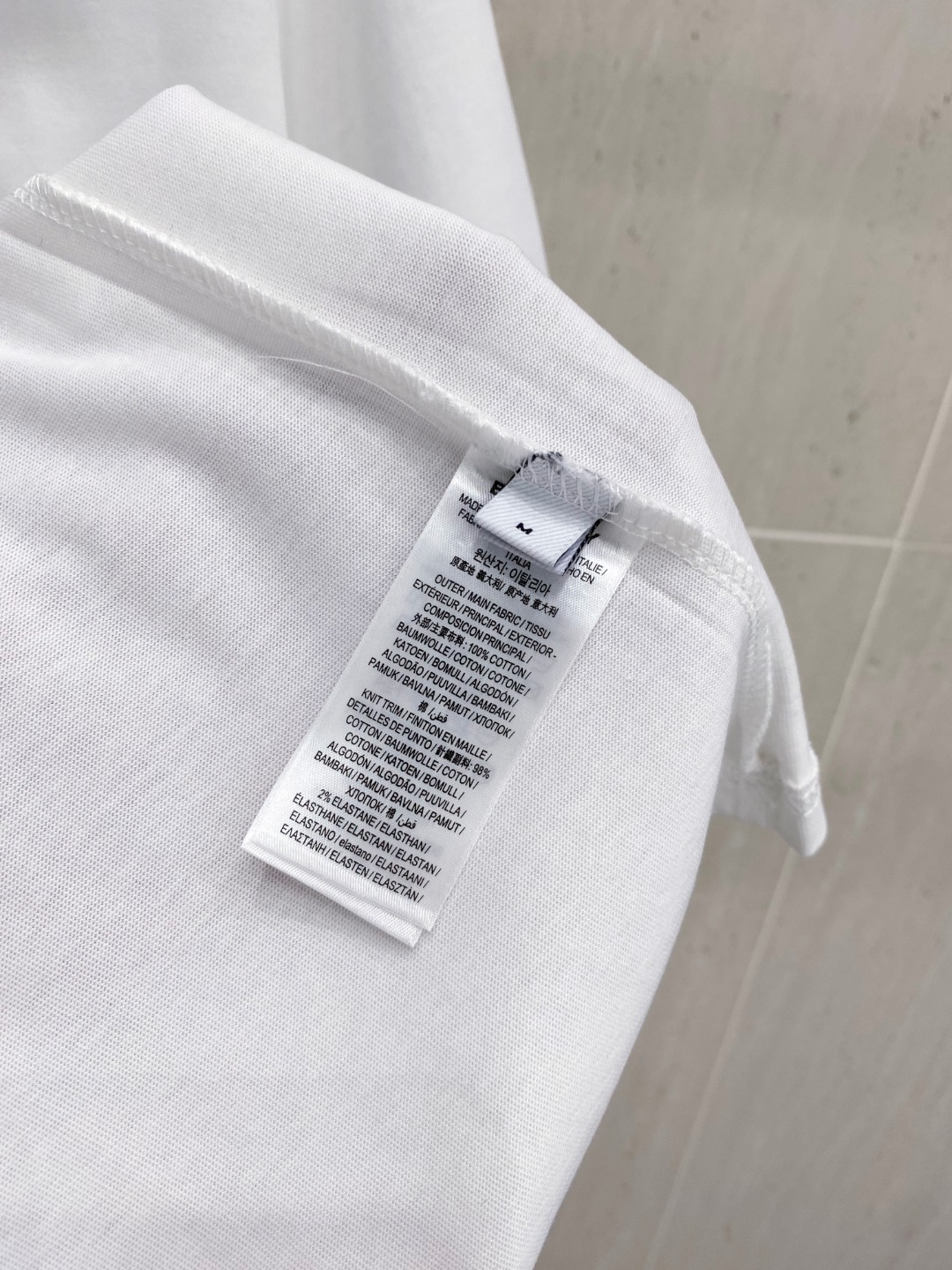 巴宝*Burberry 25SS春夏新款首发专柜最新款短袖圆领T恤 高端订制 设计前卫时尚！品牌logo