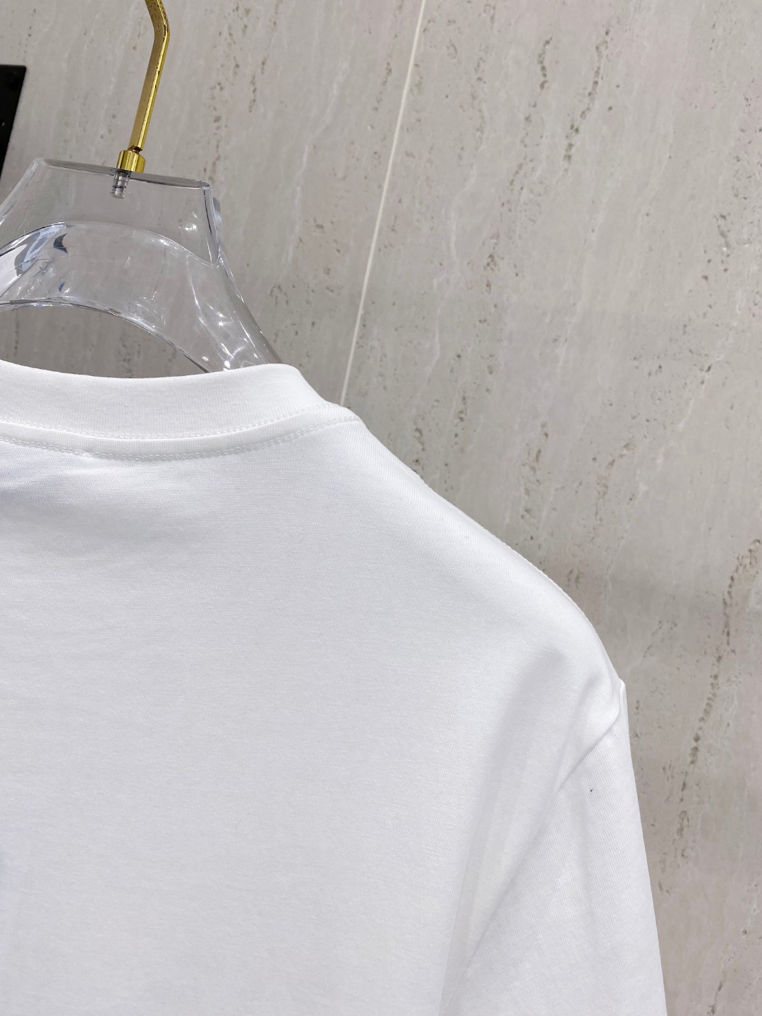 蒙*Moncler 25SS春夏新款首发专柜最新款短袖圆领T恤 高端订制 设计前卫时尚！品牌logo重工