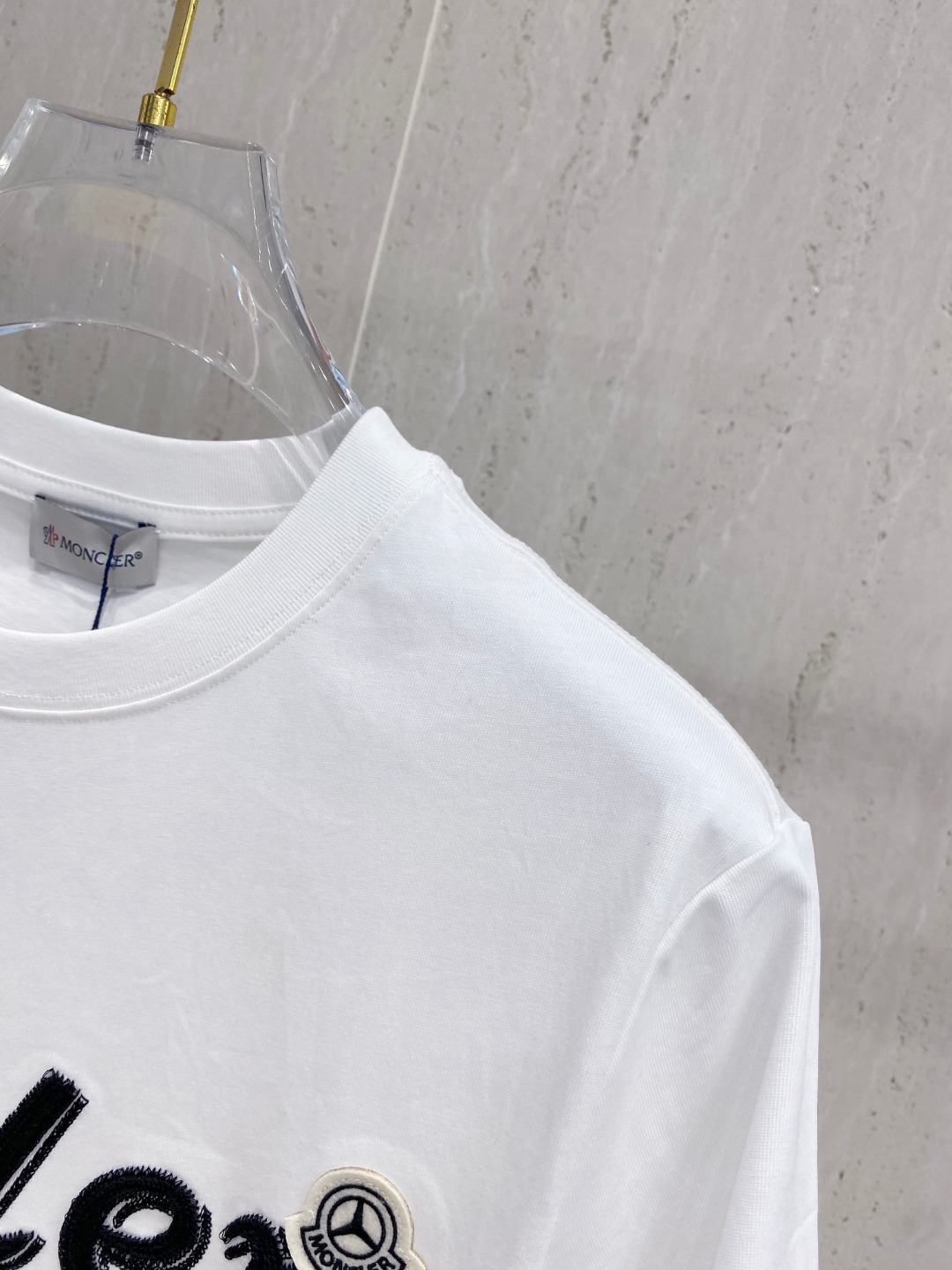 蒙*Moncler 25SS春夏新款首发专柜最新款短袖圆领T恤 高端订制 设计前卫时尚！品牌logo重工