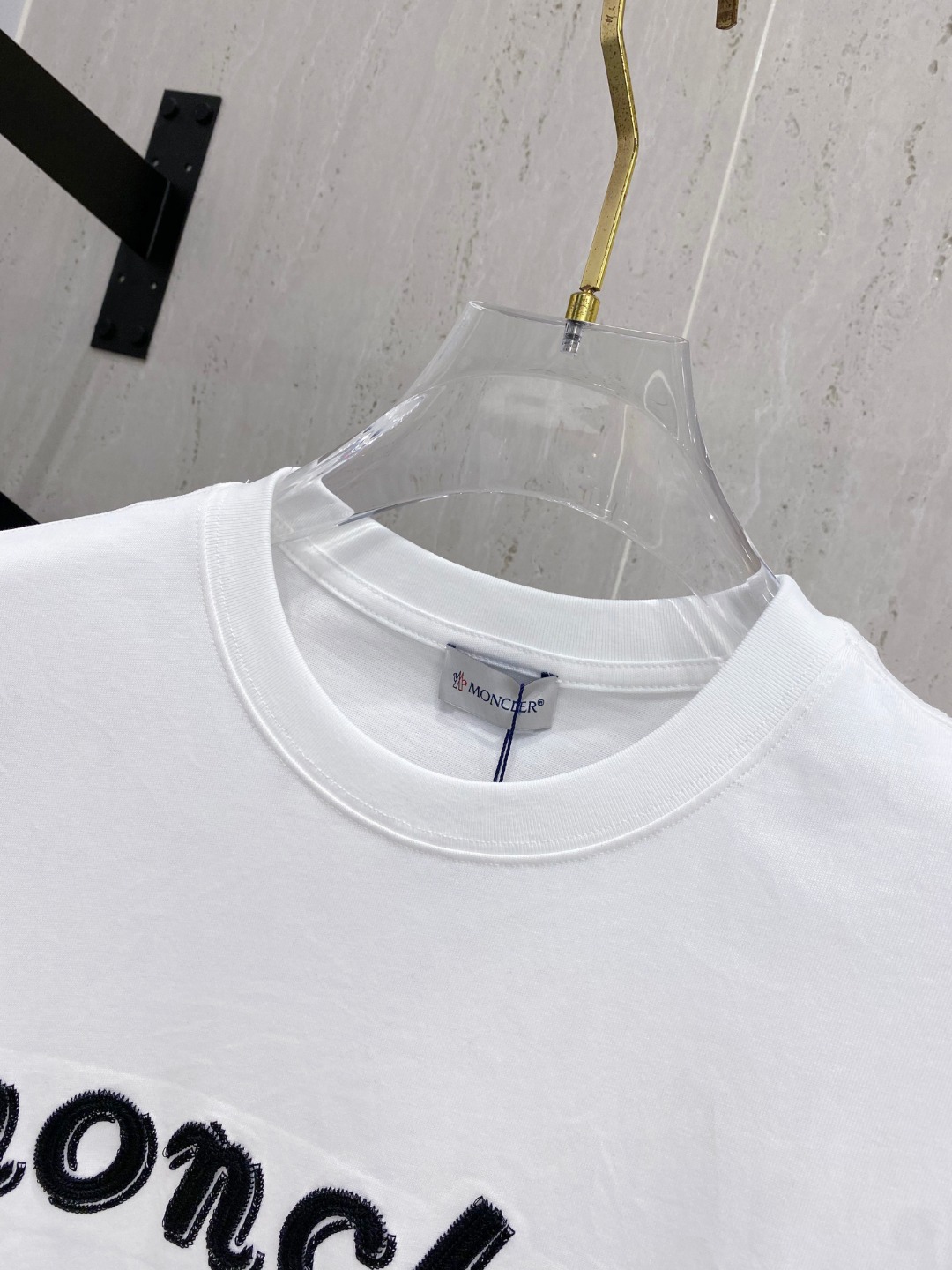 蒙*Moncler 25SS春夏新款首发专柜最新款短袖圆领T恤 高端订制 设计前卫时尚！品牌logo重工