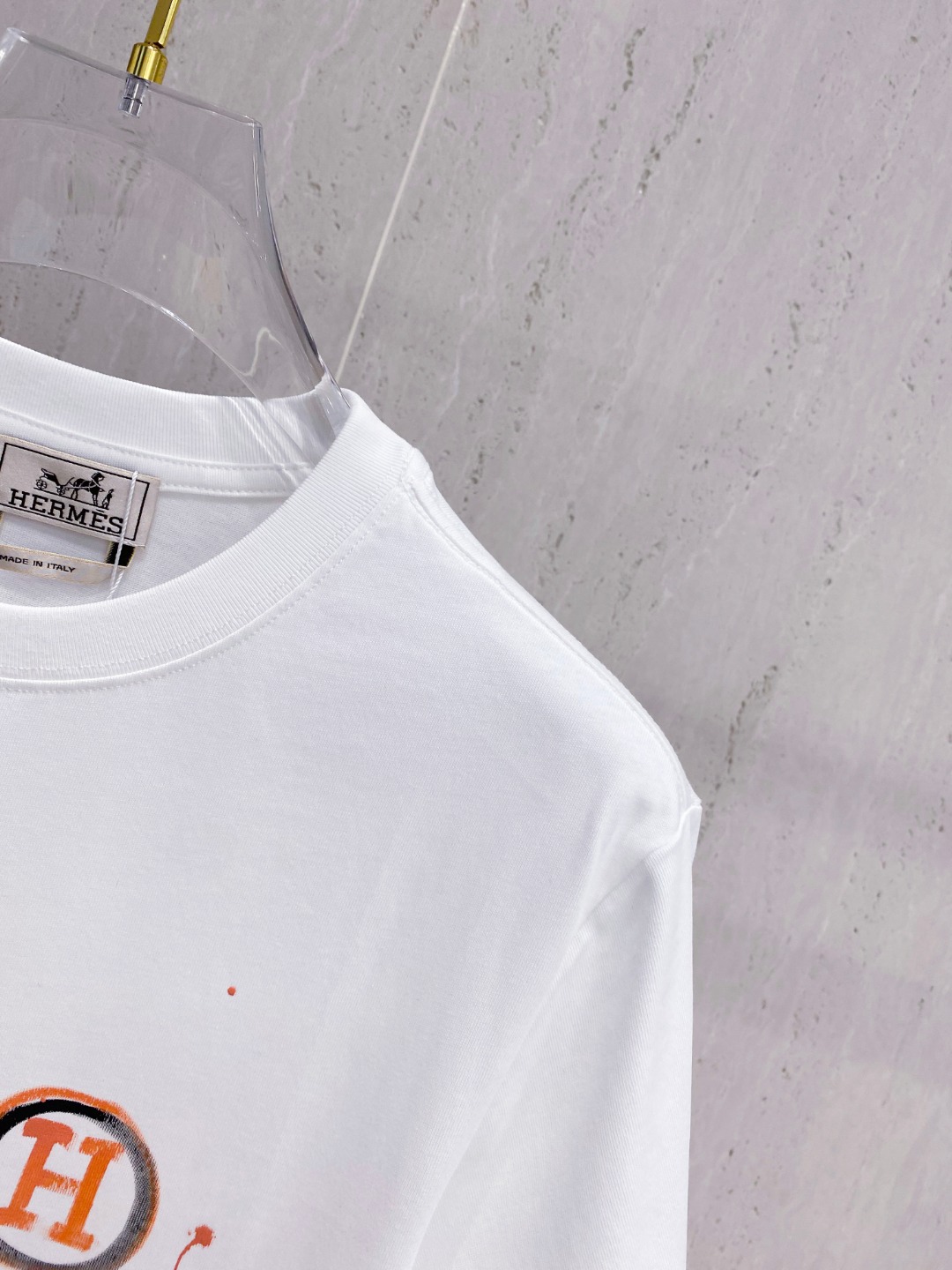 爱马*Hermes 25SS春夏新款首发专柜最新款短袖圆领T恤 手绘高端订制 设计前卫时尚！品牌logo