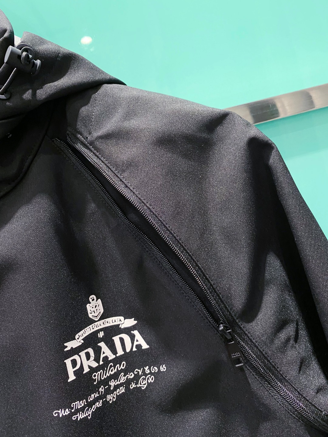 普拉达 2026ss春季新款标识冲锋衣外套🔥百搭爆款🌟细节拉满 码数：48-56