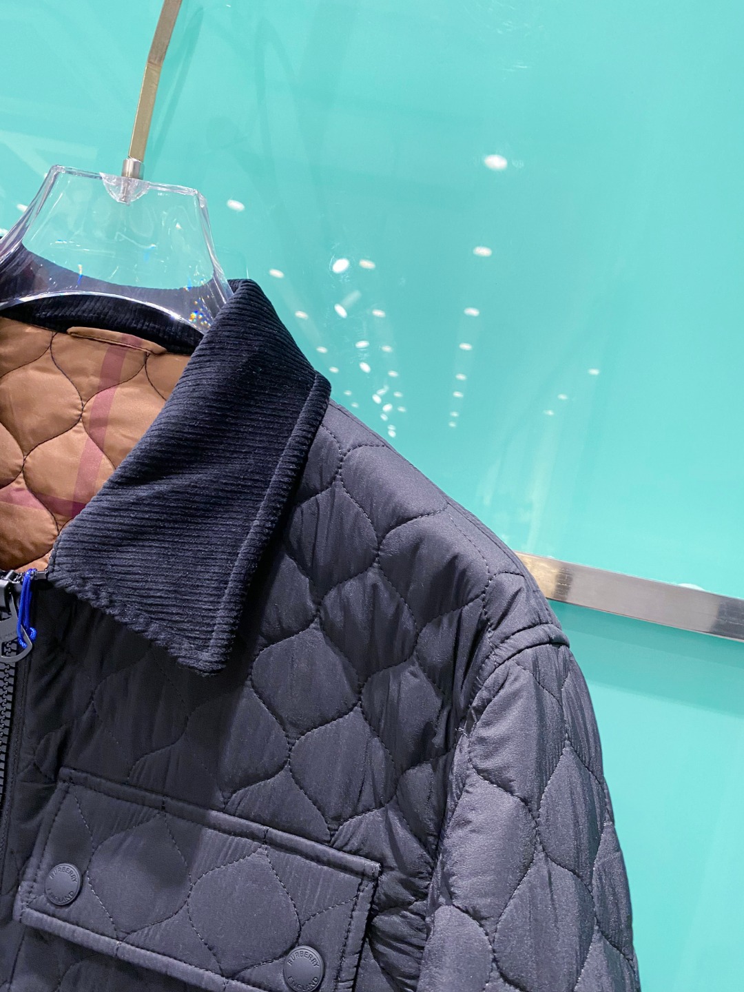 BURBERRY/巴宝莉春季男士棉衣格纹夹克外套~此款棉服夹克取材客供进口材质制成面料手感厚实密度极高具