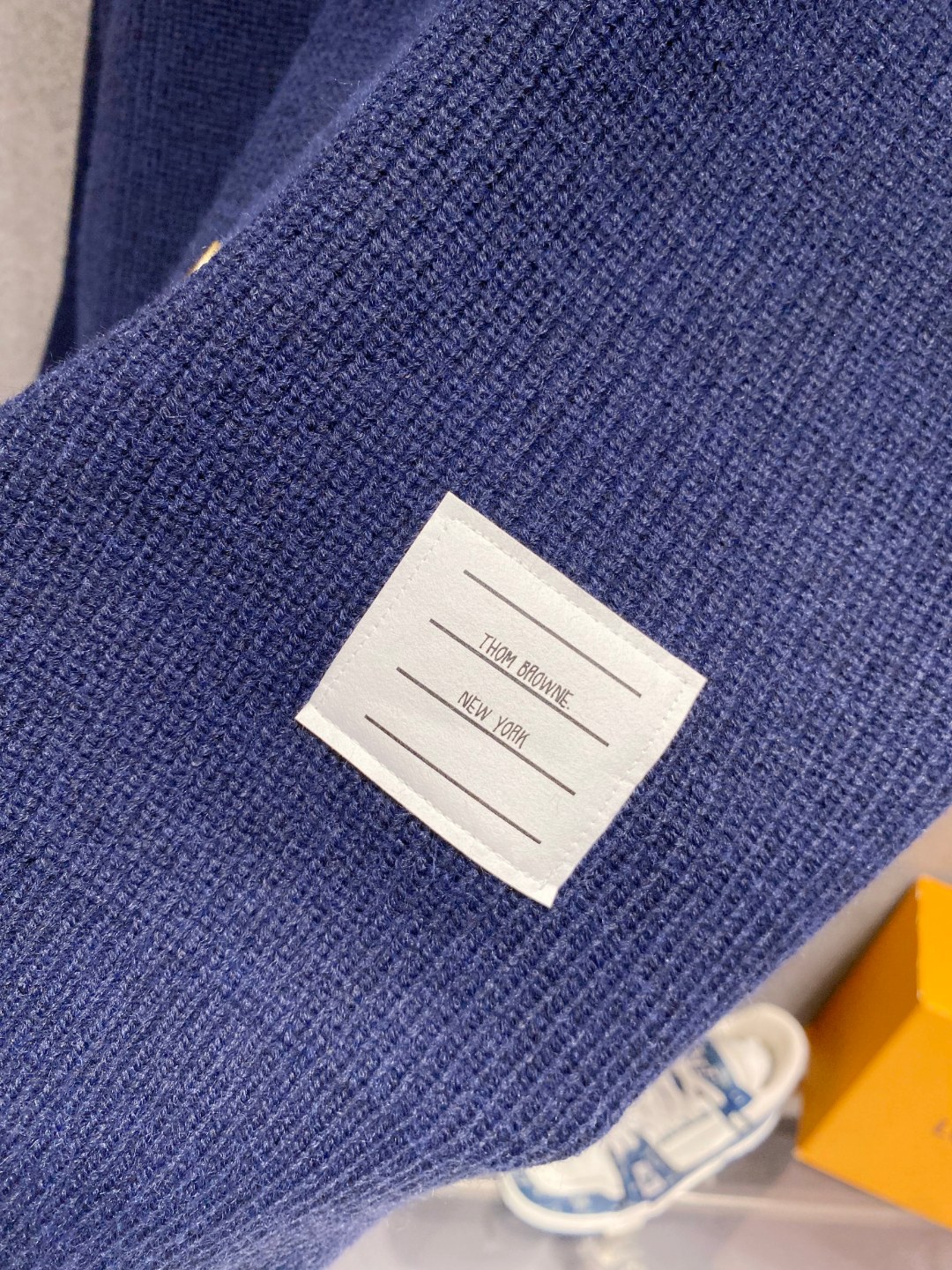 ￼ 汤姆布朗 官网 秋冬同步更新 针织外套 海外爆款 精细羊毛针织厚实面料 舒服又保暖 绝对高端产物 M