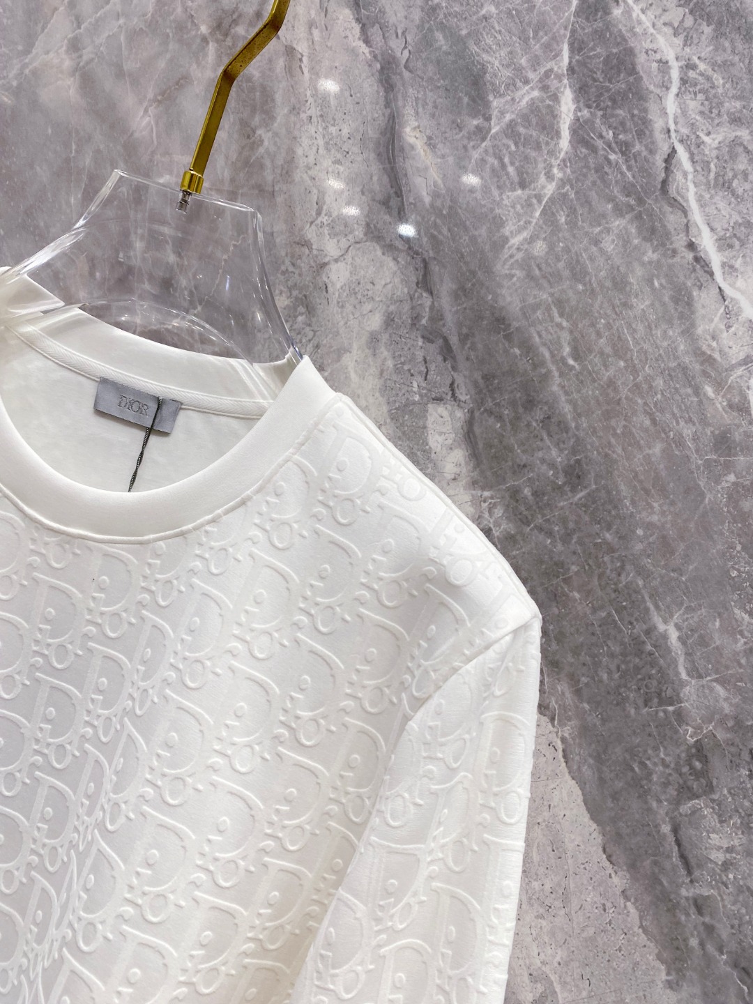 迪奥 2025秋冬专柜新款 时尚休闲打底衫长袖T恤，精选进口高密度双面拉架棉面料，精致原版logo打造，