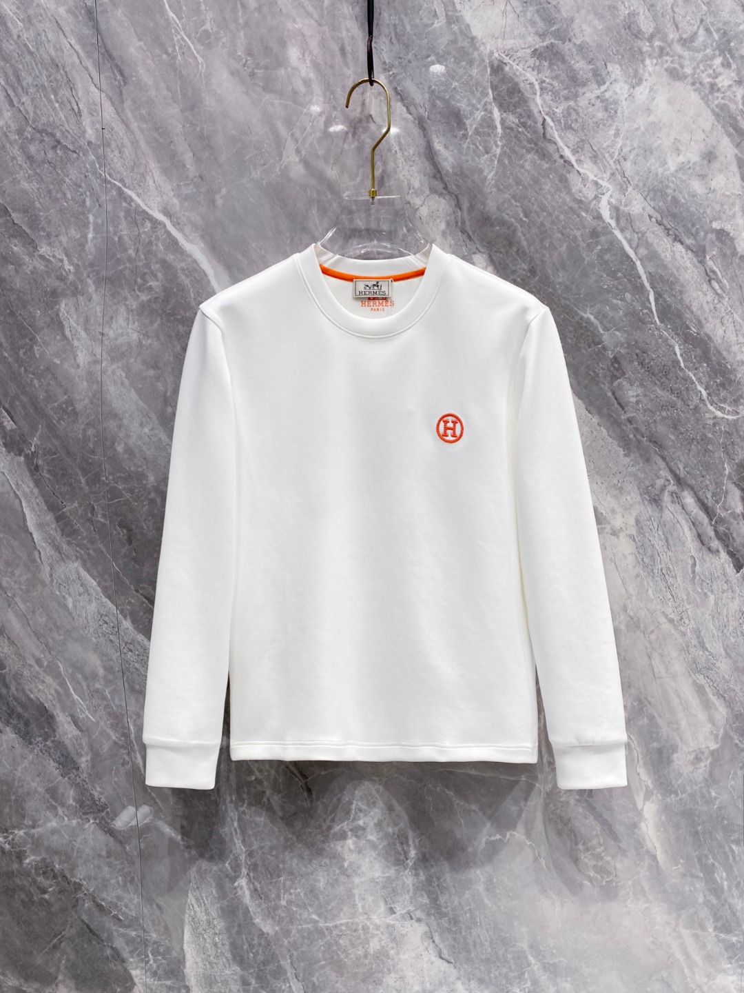爱马仕 2025秋冬专柜新款 时尚休闲打底衫长袖T恤，精选进口高密度双面拉架棉面料，精致原版logo打造