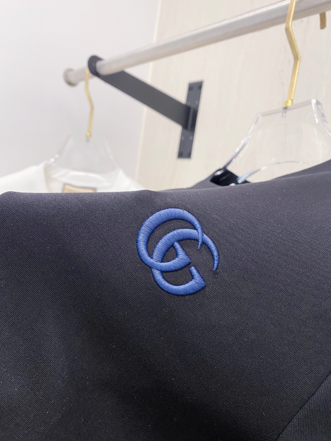 Gucci Embroidered Logo Tee - Premium Cotton Blend, Short Sleeve, Casual Style 8 o 1j3r8lced15jcdsddc8oah1bqm6