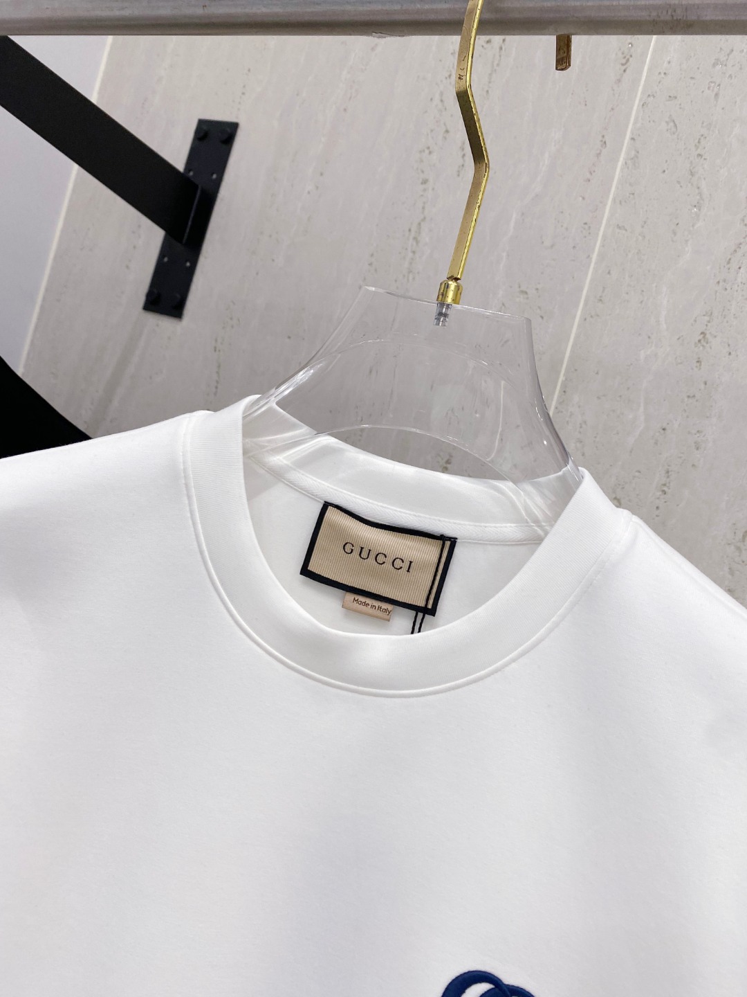 Gucci Embroidered Logo Short Sleeve T-Shirt - Stylish & Comfortable 6 o 1j3r8ltlc1l848291fc31vl5m4l4