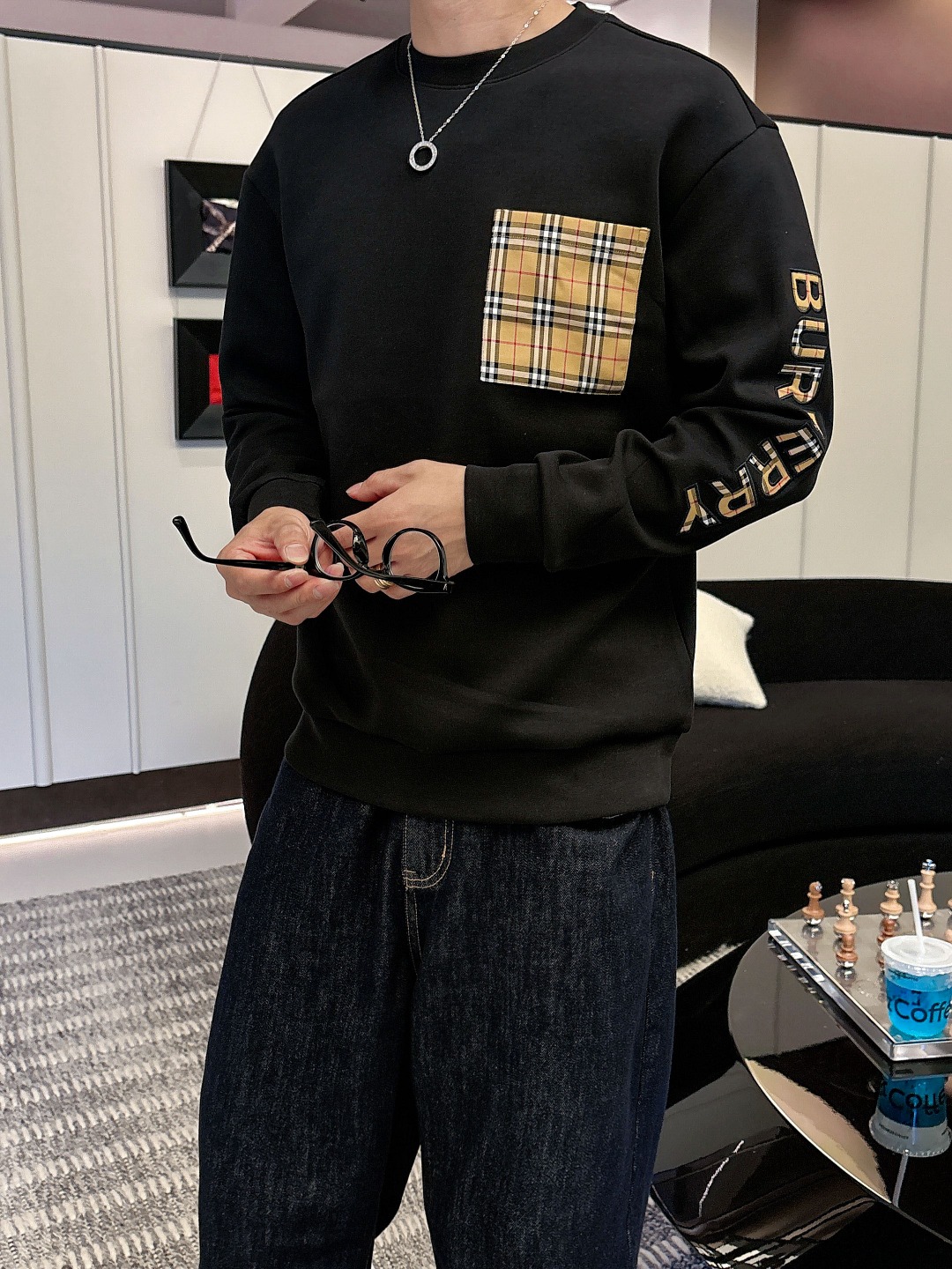 BURBERRY巴宝莉 2025ss秋冬新品 长袖太空棉卫衣，经典Logo设计，百搭款 官网同步发售 定