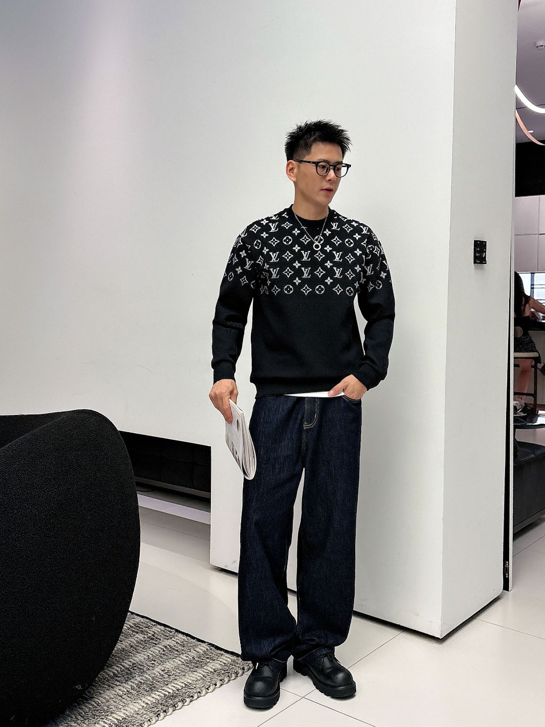 LV 2025秋冬全新系列单品上线，非常时髦前卫的一款男女同款👫长袖太空棉卫衣，胸前标识logo印花图案