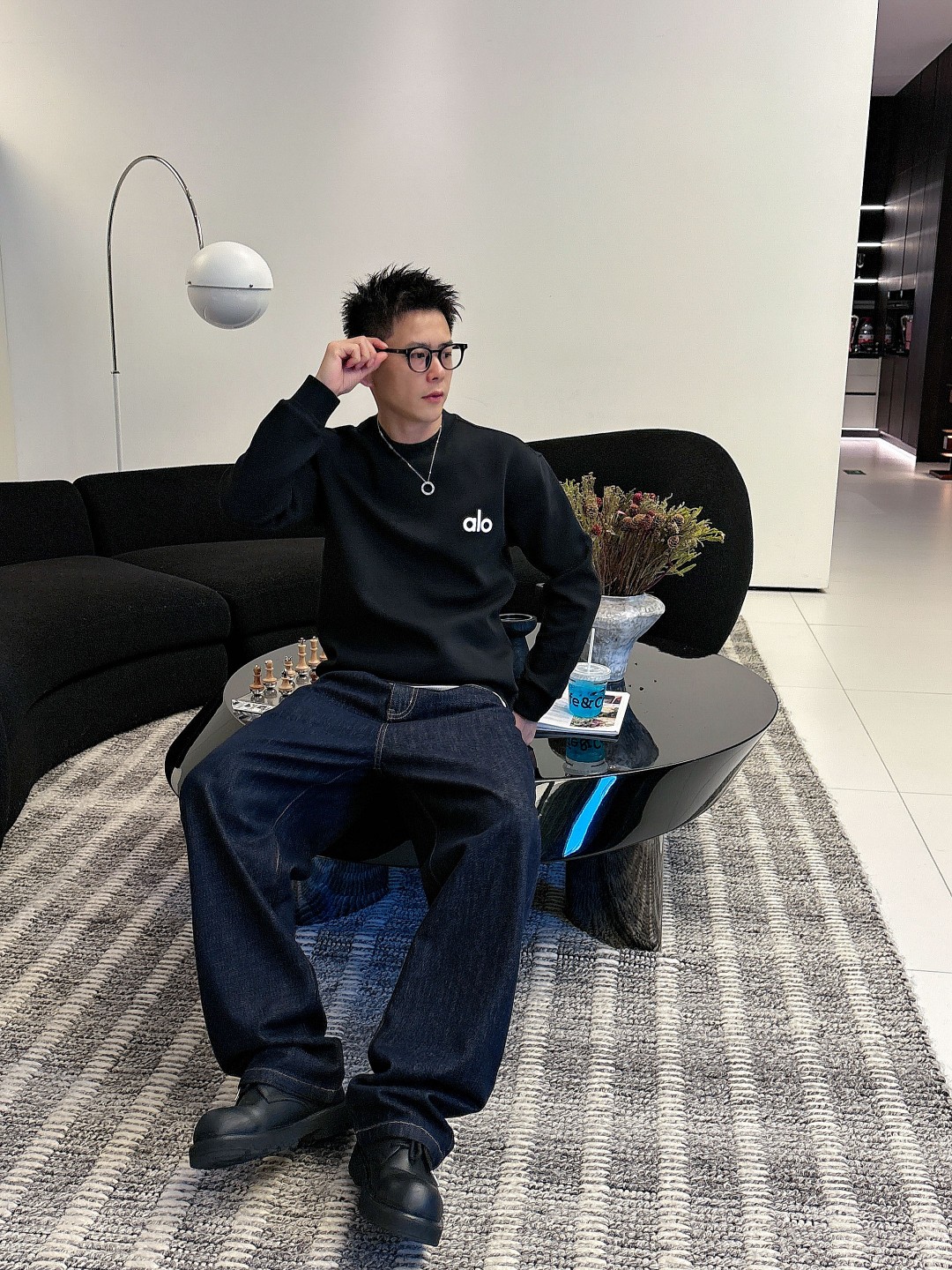 alo 2025ss秋冬新品 长袖太空棉卫衣，经典Logo设计，百搭款 官网同步发售 定制面料，柔软细腻