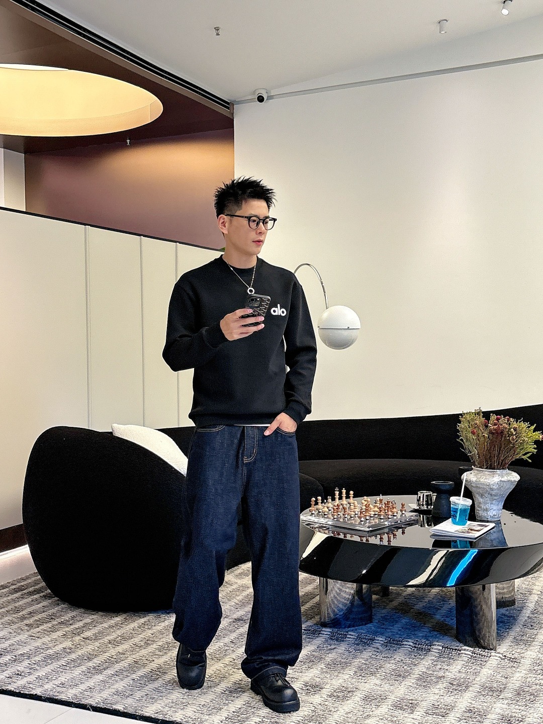 alo 2025ss秋冬新品 长袖太空棉卫衣，经典Logo设计，百搭款 官网同步发售 定制面料，柔软细腻