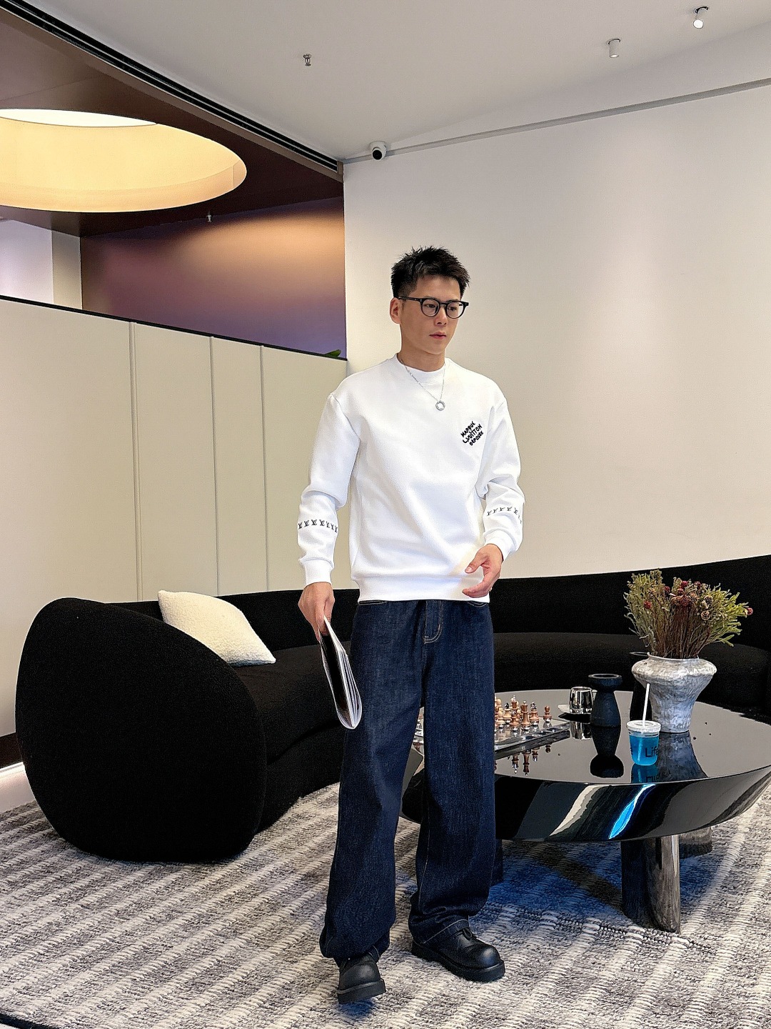 LV路易威登 2025ss秋冬新品 长袖太空棉卫衣，经典Logo设计，百搭款，定制面料，柔软细腻，亲肤感