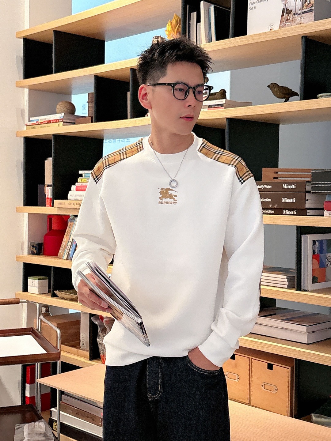 BURBERRY巴宝莉 2025ss秋冬新品 长袖太空棉卫衣，经典Logo设计，百搭款 官网同步发售 定