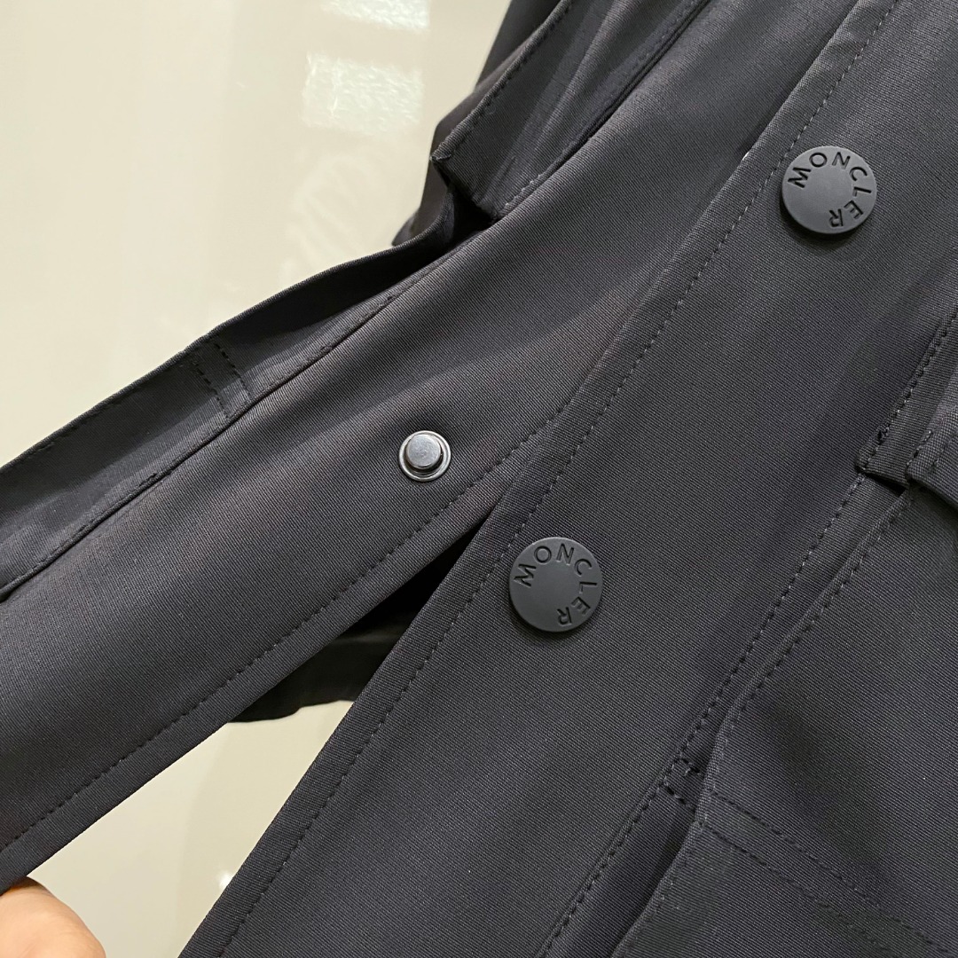 蒙口 Moncler 2026春季新品发布，蒙口工装款棉衣出货，面料及辅料全部原版订制，工装机能风做工复