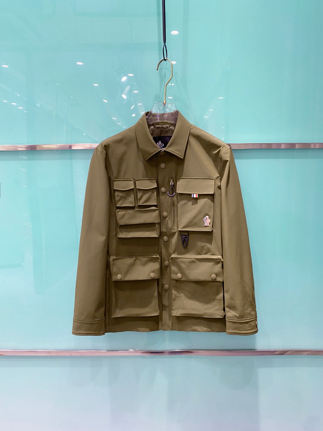 Moncler 蒙口 2026春季新品发布，蒙口工装款棉衣，面料及辅料全部原版订制，工装机能风做工复杂，