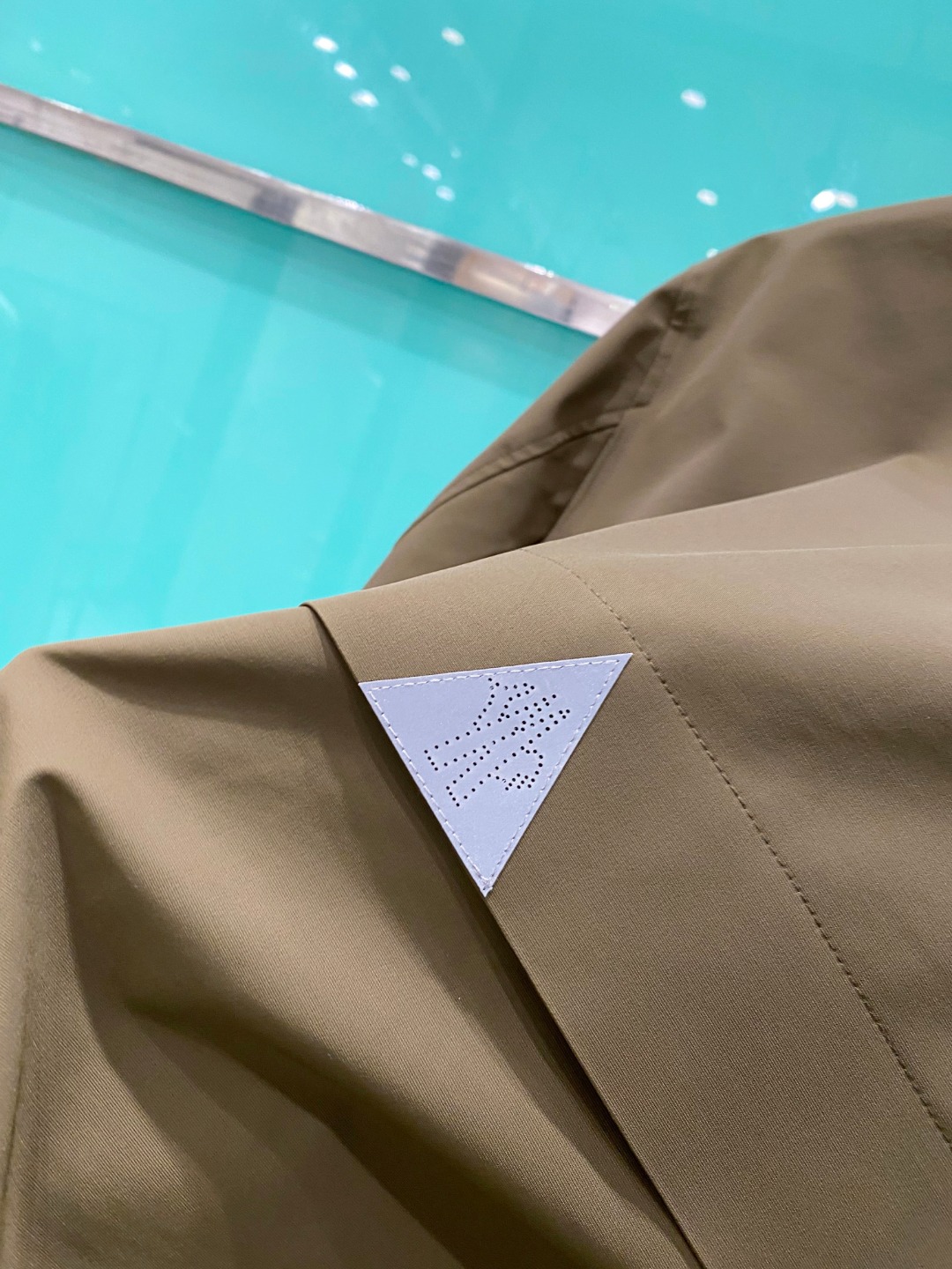 Moncler 蒙口 2026春季新品发布，蒙口工装款棉衣，面料及辅料全部原版订制，工装机能风做工复杂，