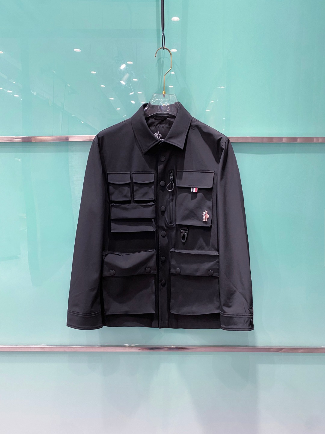 Moncler 蒙口 2026春季新品发布，蒙口工装款棉衣，面料及辅料全部原版订制，工装机能风做工复杂，