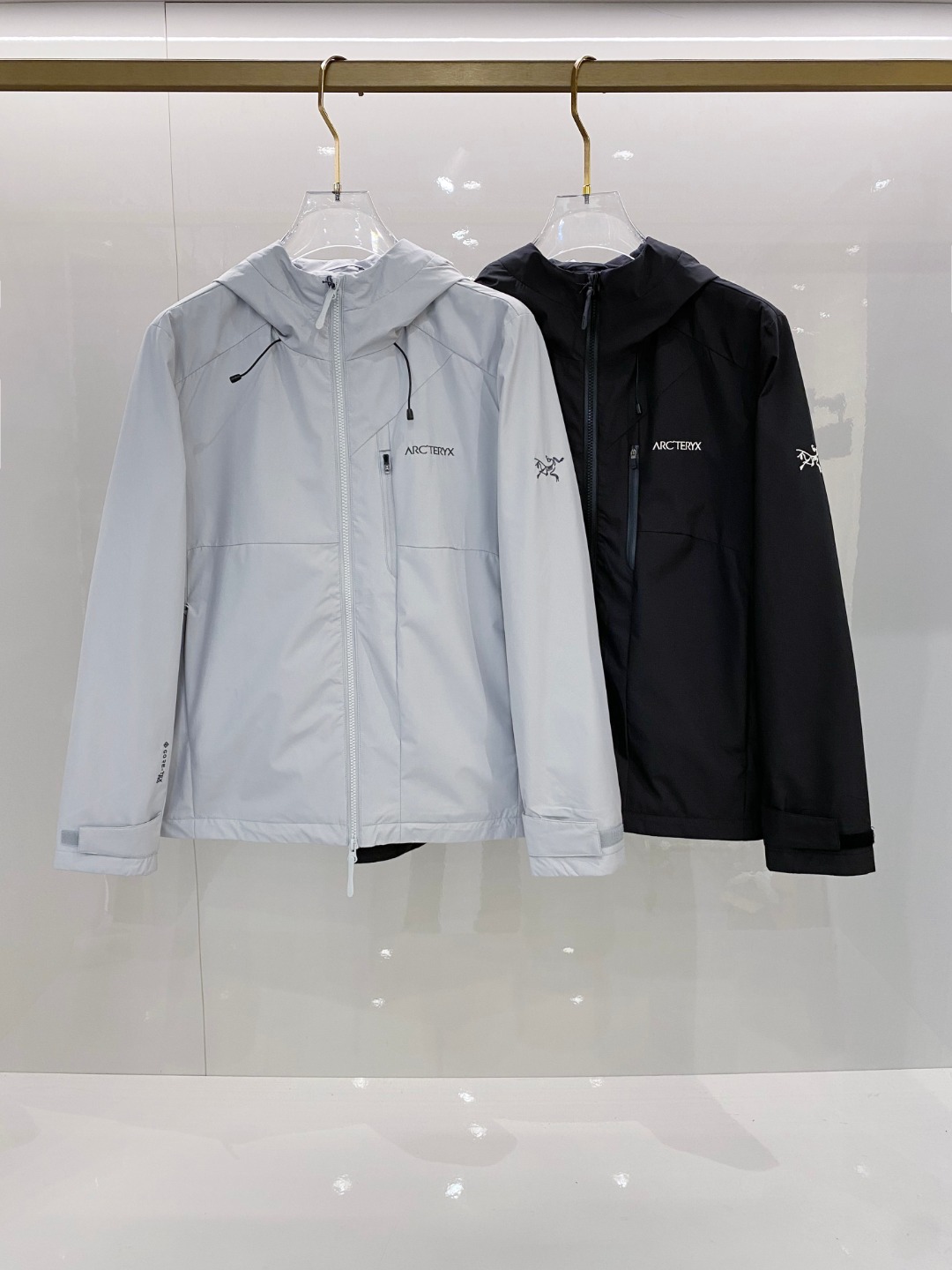 ARC TERYX 始祖鸟2026ss春季新款 官网同款男士夹克外套，原单三标齐全高端版本 定制面料 透