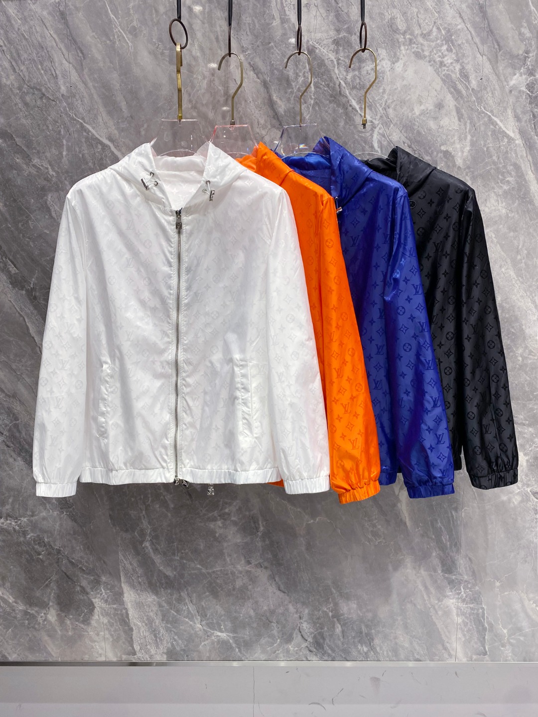 2025SS LV 秋冬新品🆕夹克外套 系列专柜定制面料 透气舒适度高，细节无可挑剔，元素设计理念，体现
