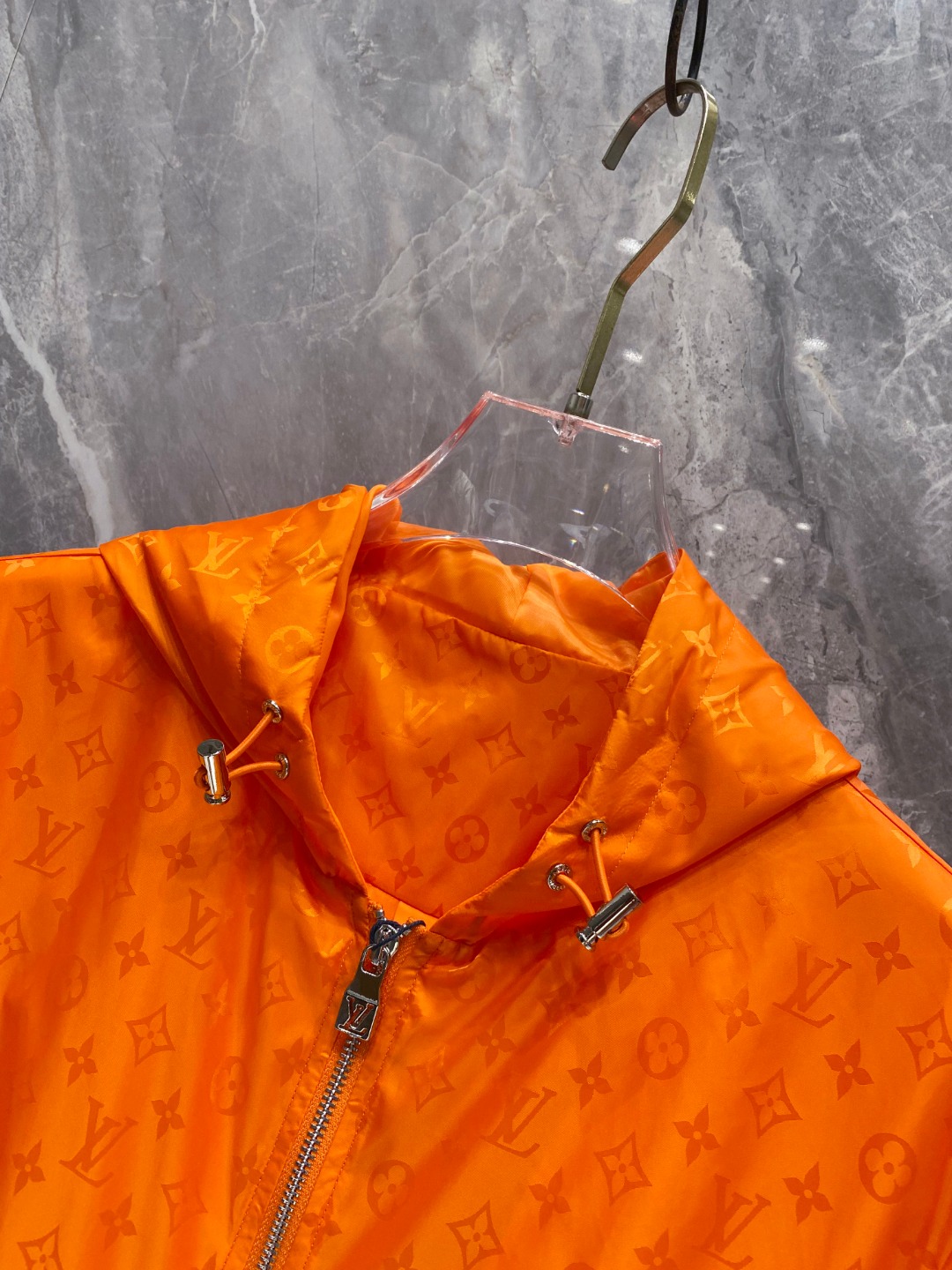2025SS LV 秋冬新品🆕夹克外套 系列专柜定制面料 透气舒适度高，细节无可挑剔，元素设计理念，体现