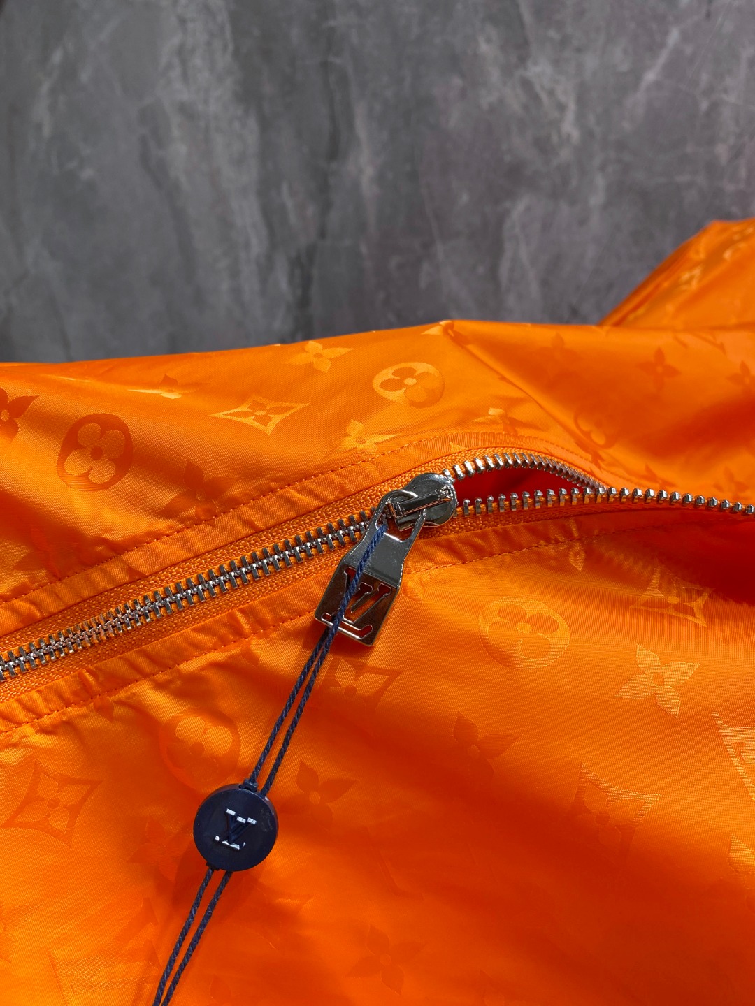 2025SS LV 秋冬新品🆕夹克外套 系列专柜定制面料 透气舒适度高，细节无可挑剔，元素设计理念，体现