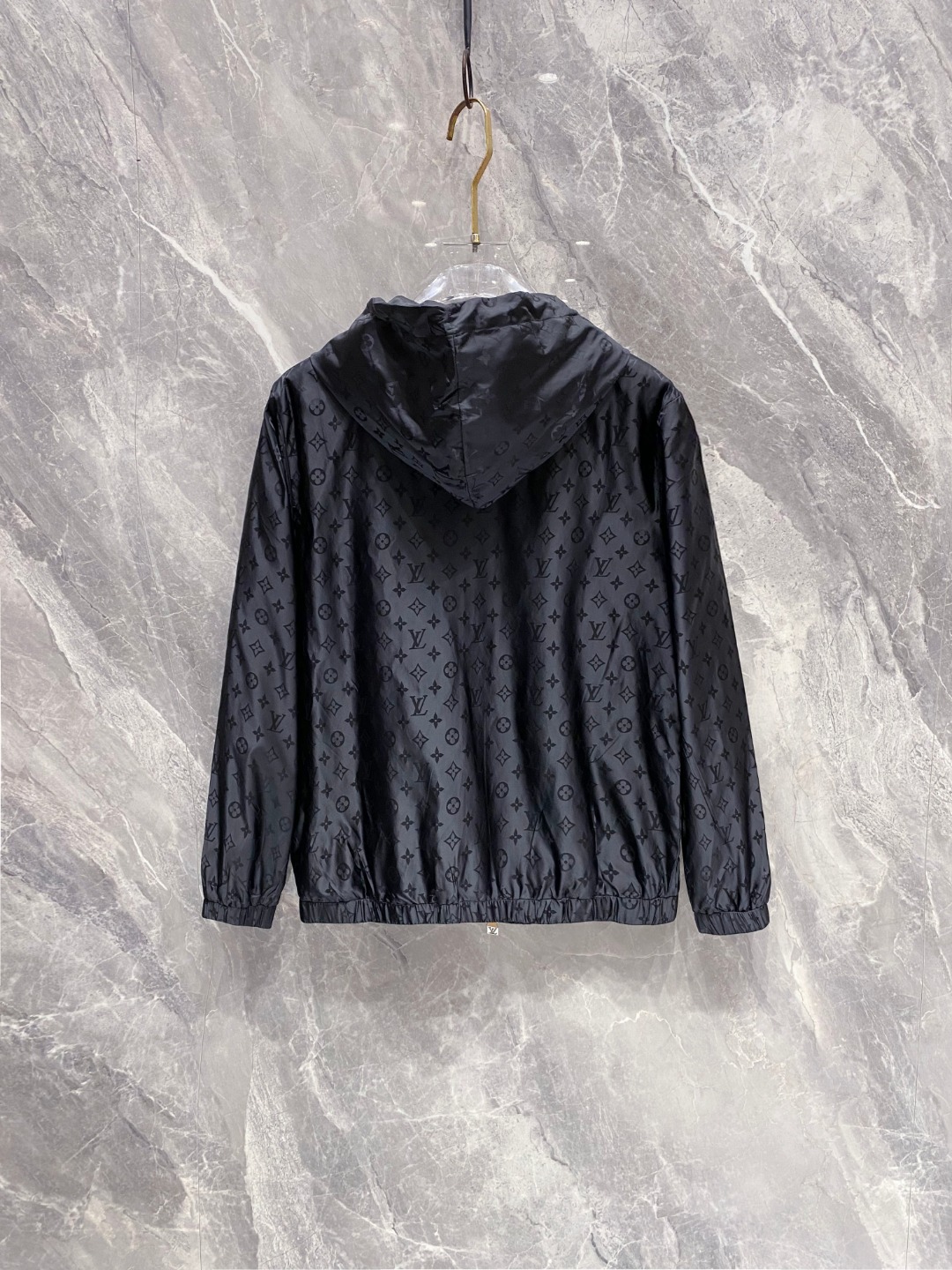 2025SS LV 秋冬新品🆕夹克外套 系列专柜定制面料 透气舒适度高，细节无可挑剔，元素设计理念，体现