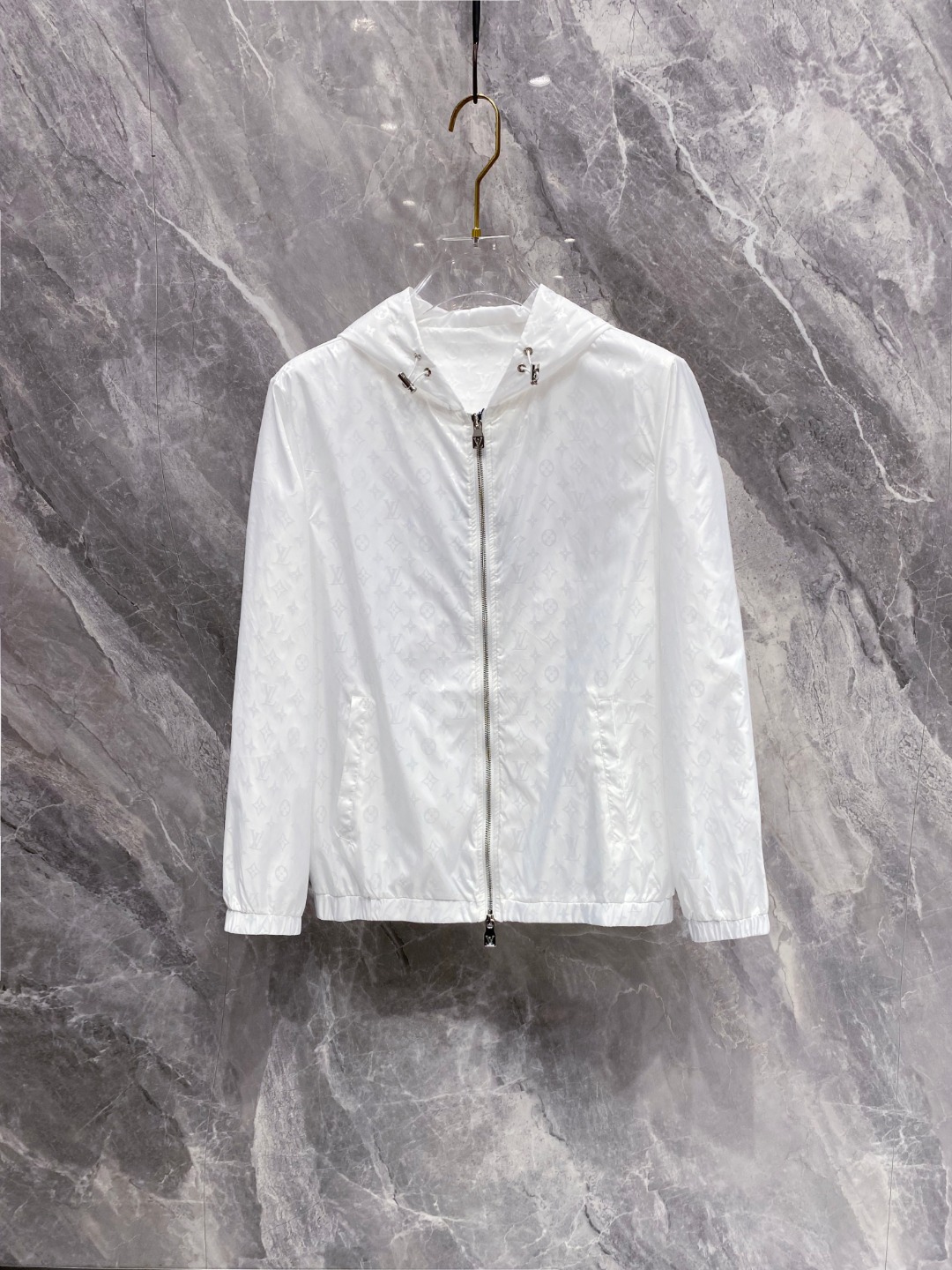 2025SS LV 秋冬新品🆕夹克外套 系列专柜定制面料 透气舒适度高，细节无可挑剔，元素设计理念，体现