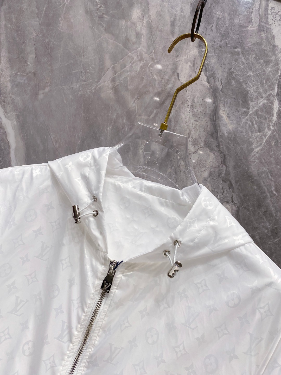 2025SS LV 秋冬新品🆕夹克外套 系列专柜定制面料 透气舒适度高，细节无可挑剔，元素设计理念，体现