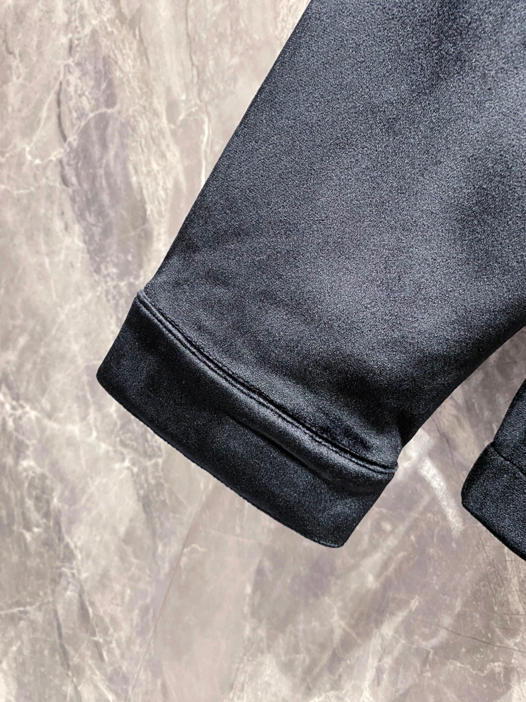 普拉达 25SS丝绒丹宁横须贺夹克●正品35500购入开发●7*7斜纹植绒布●人丝里布●定制1：1链子●