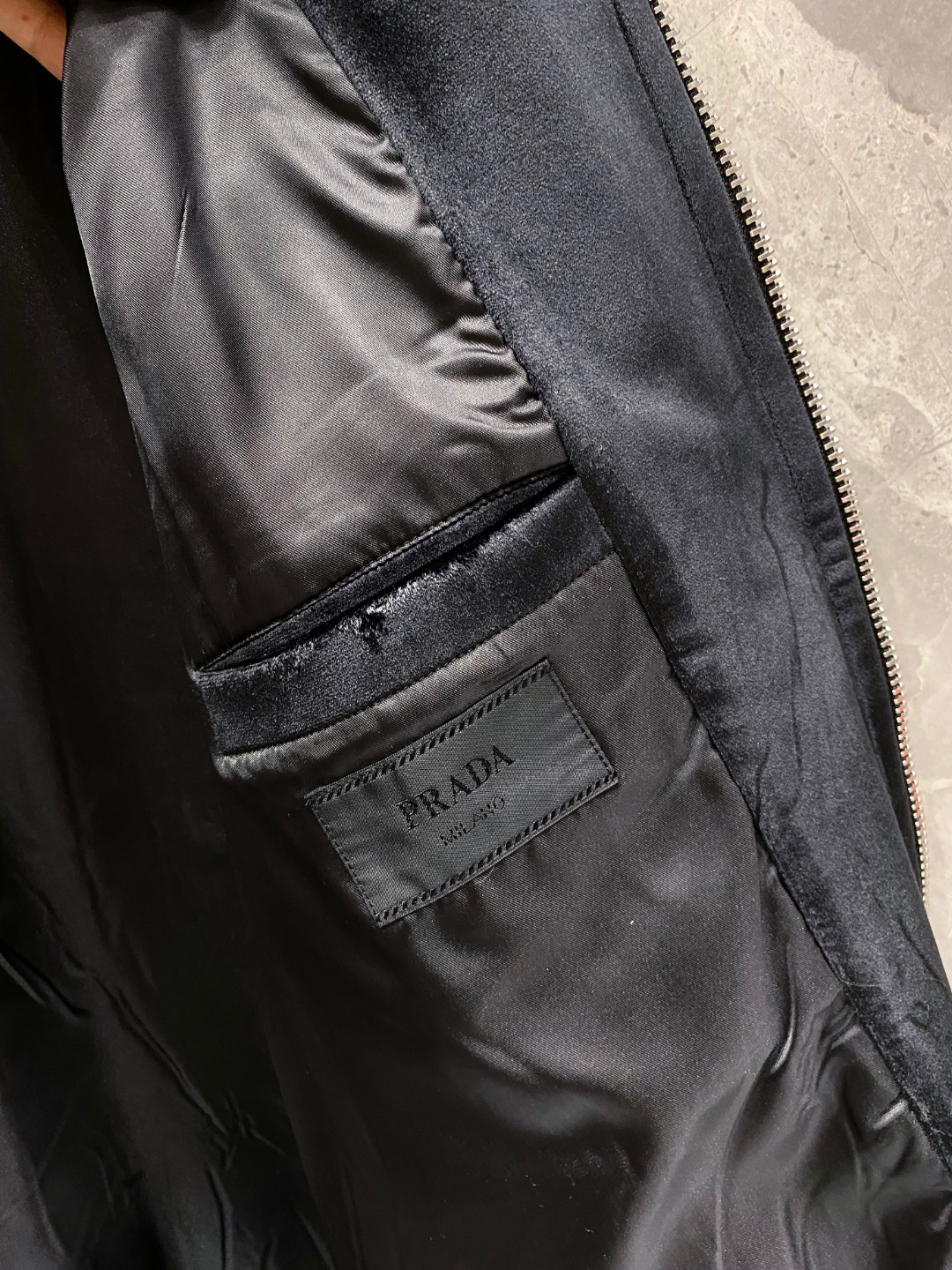 普拉达 25SS丝绒丹宁横须贺夹克●正品35500购入开发●7*7斜纹植绒布●人丝里布●定制1：1链子●