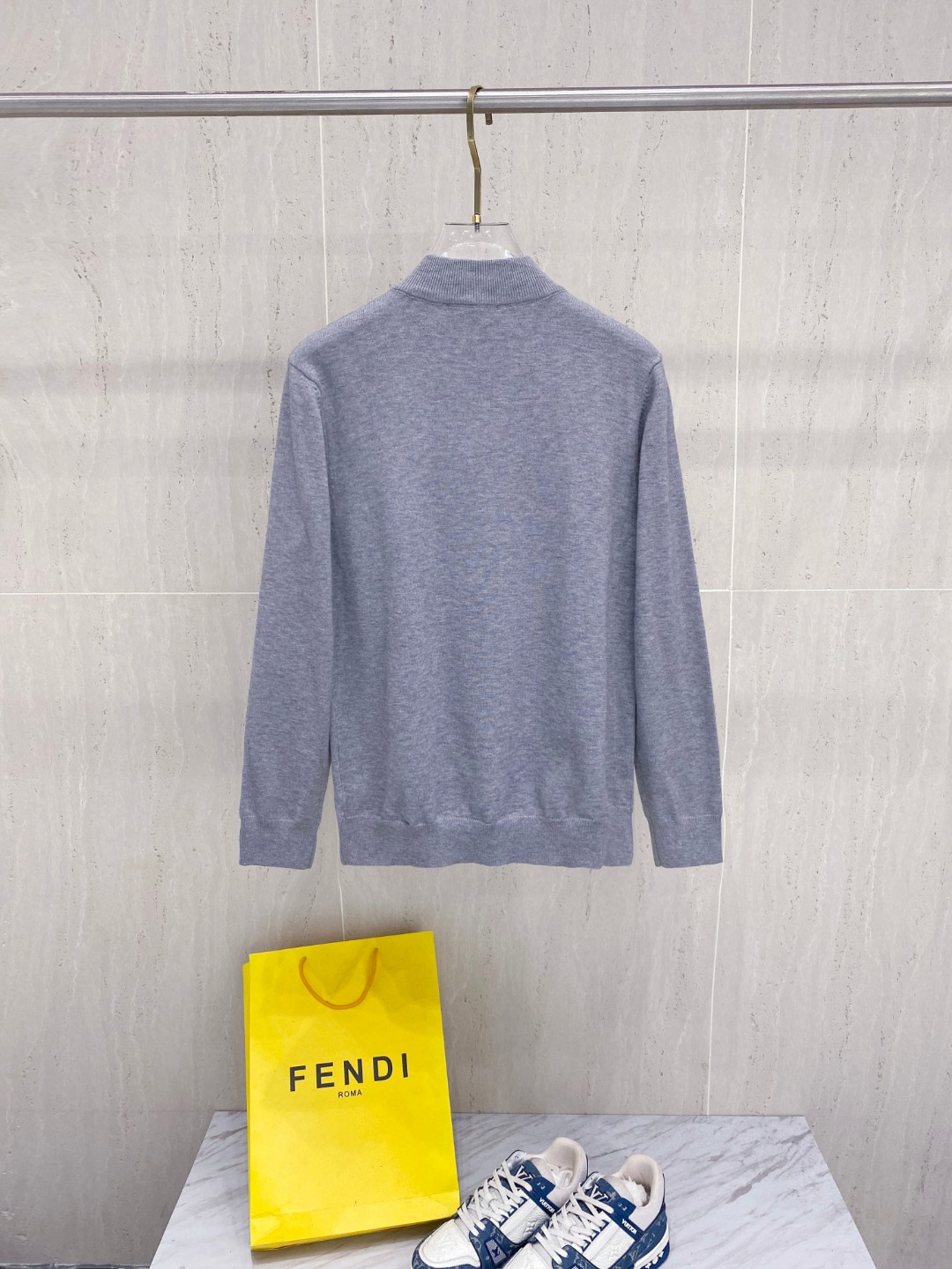 o 1j6hslpdjg1e1br919hv1m9sk8v1