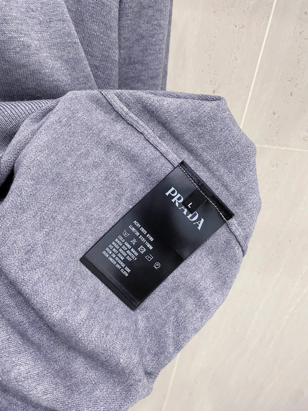 o 1j6hslpdoglr1vs616861mui1mk37