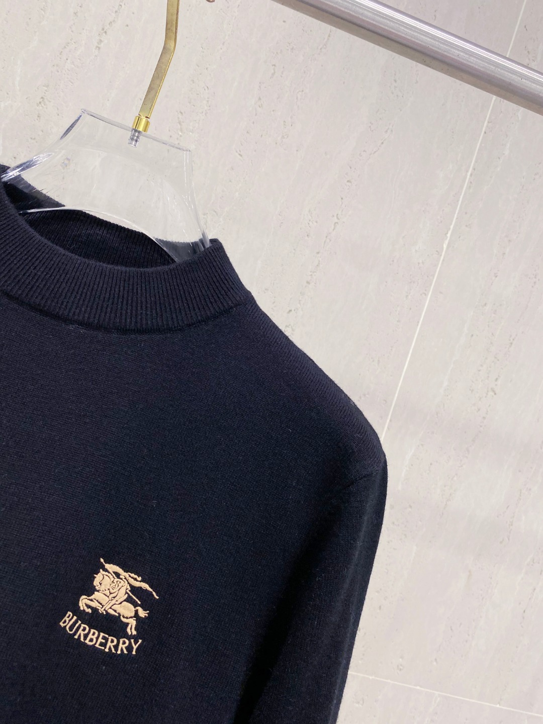 Burberry Men's Black Wool-Blend Half-Zip High Neck Sweater Pullover 5 o 1j6hso4vjjti1rf61a399nkv23