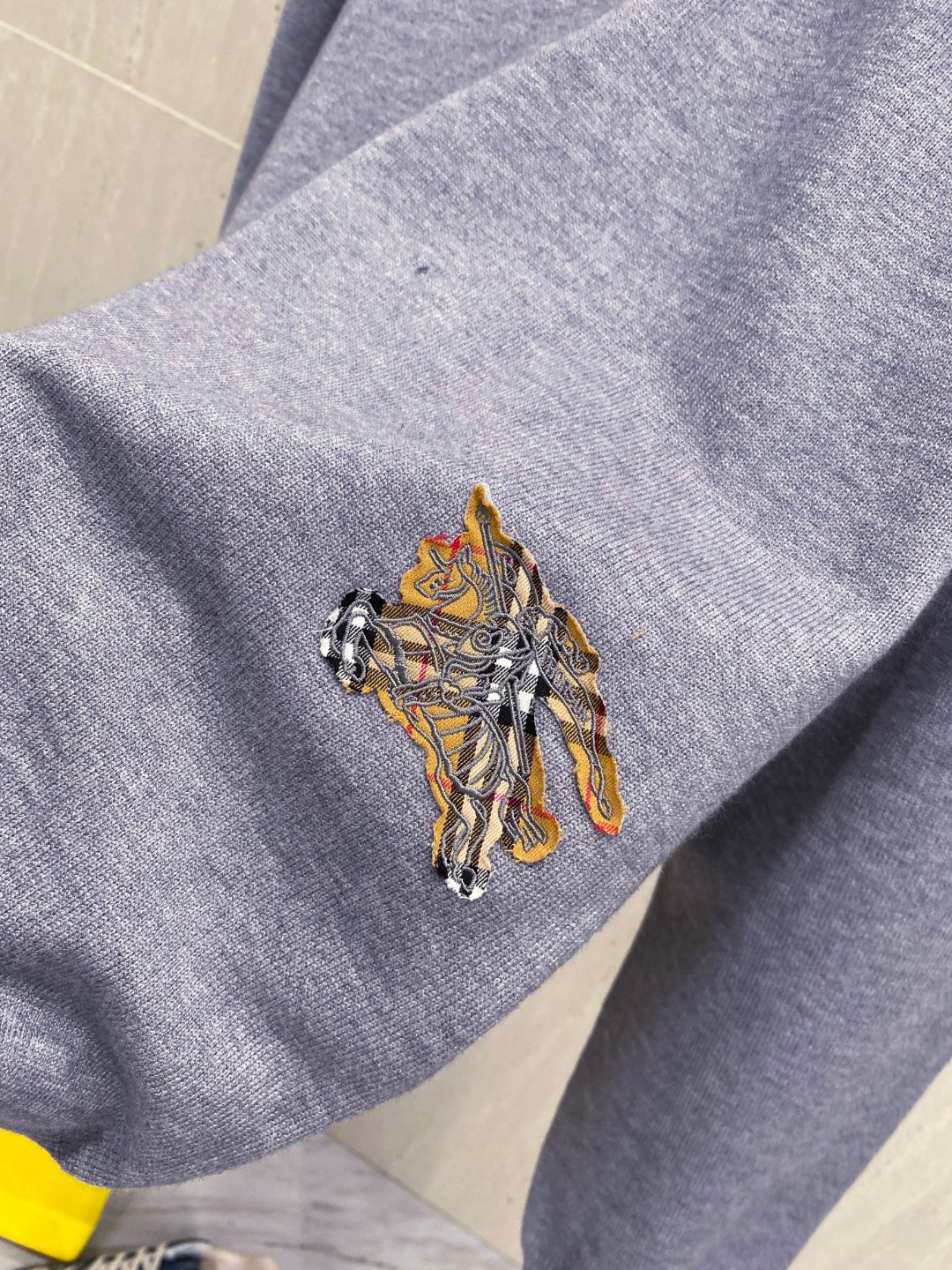 Burberry Men's Wool Blend High Neck Sweater - Soft, Warm, and Stylish 8 o 1j6hss5f81qomdol1472sdadl76