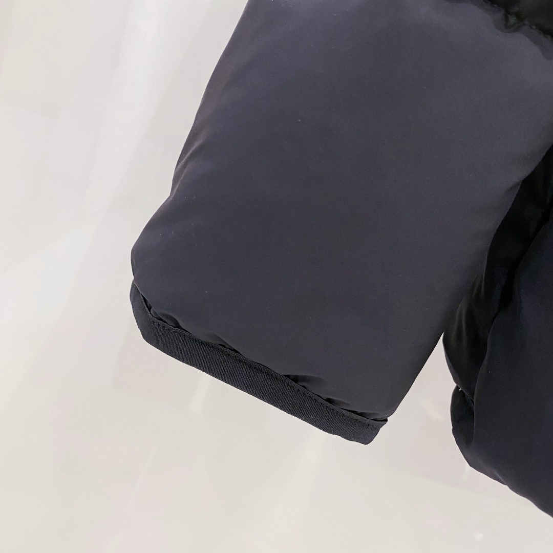 Moncler Forez蒙口2025男士连帽短款羽绒夹克外套.(连帽可脱卸.可变立领夹克)特级鹅绒填充