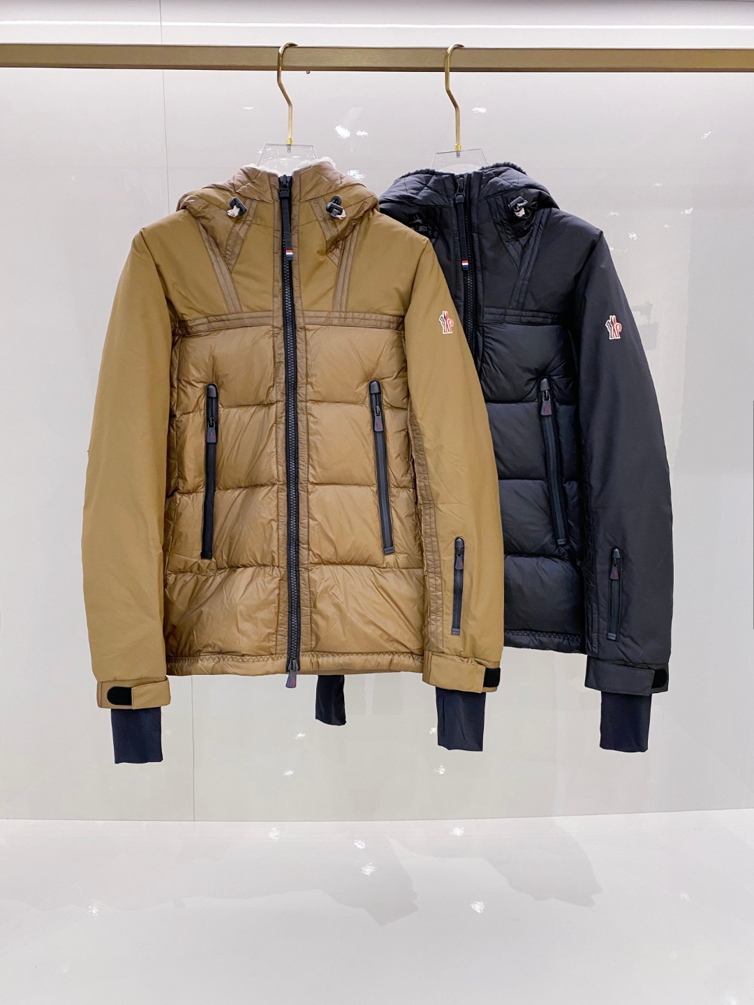 特级羽绒⬆️ Moncler Grenoble男士Morgins羊毛皮拼接里羽绒服.高端单品.原版购入开