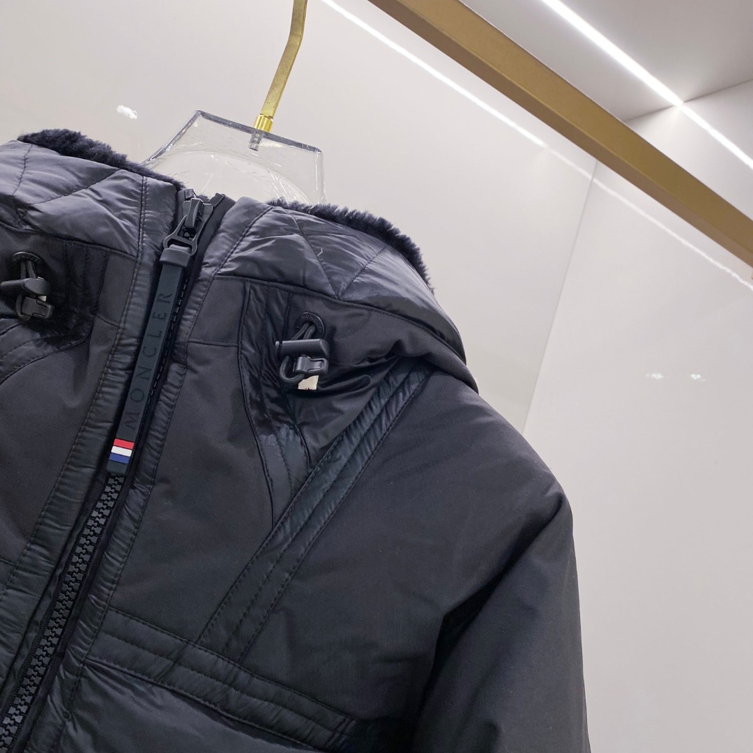 特级羽绒⬆️ Moncler Grenoble男士Morgins羊毛皮拼接里羽绒服.高端单品.原版购入开