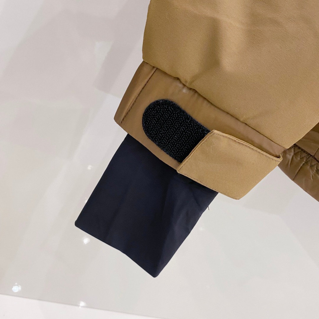 特级羽绒⬆️ Moncler Grenoble男士Morgins羊毛皮拼接里羽绒服.高端单品.原版购入开