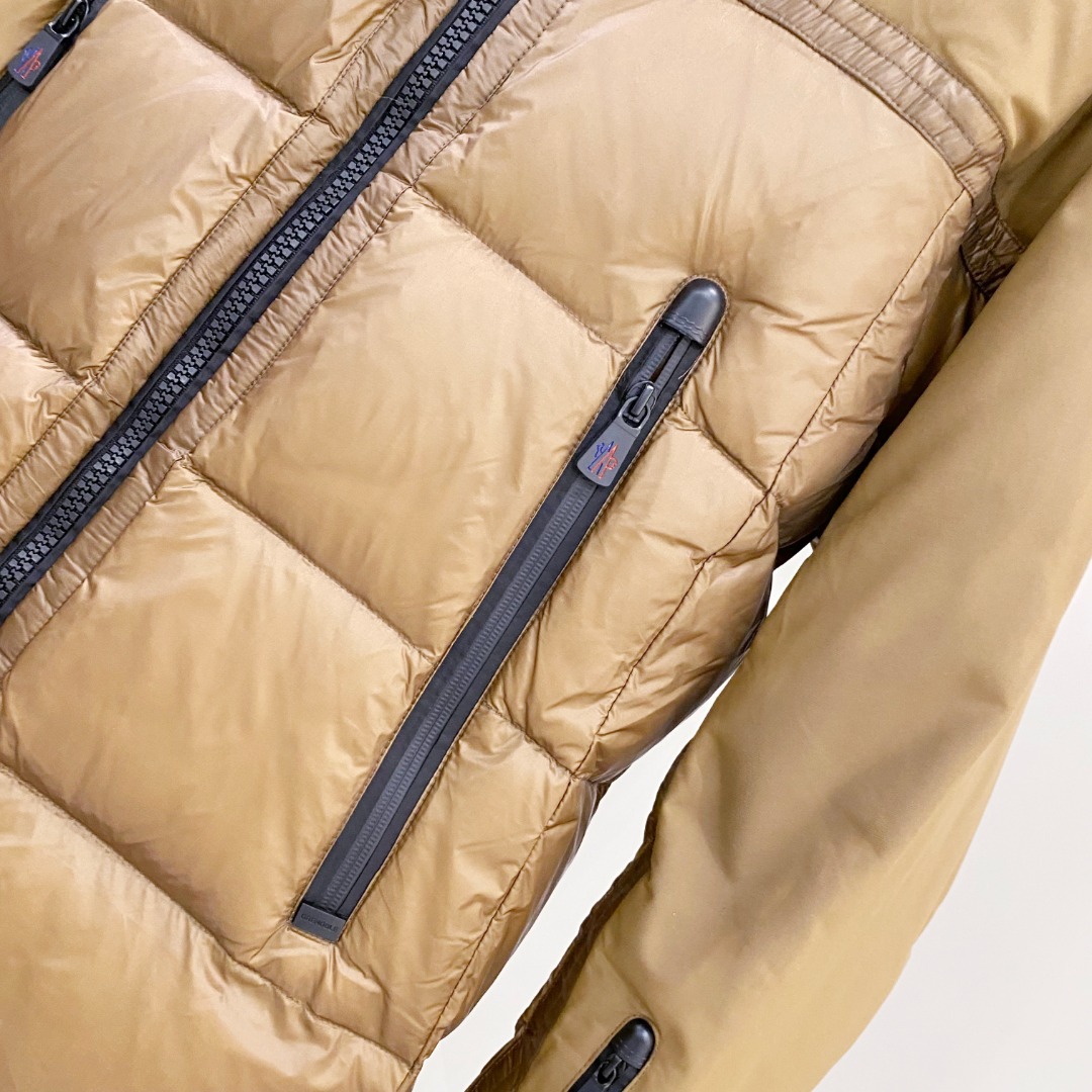 特级羽绒⬆️ Moncler Grenoble男士Morgins羊毛皮拼接里羽绒服.高端单品.原版购入开