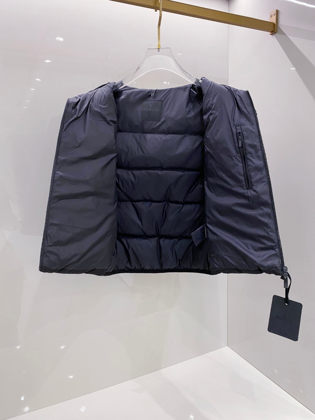 Moncler Valmasque蒙口男士可拆卸兜帽羽绒马甲.原版购入开发.特级鹅绒填充➕原厂替换面料➕