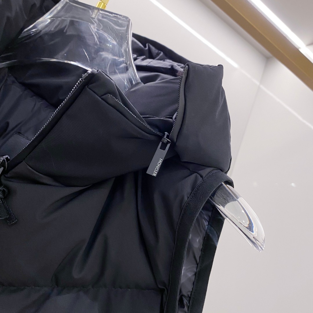 Moncler Valmasque蒙口男士可拆卸兜帽羽绒马甲.原版购入开发.特级鹅绒填充➕原厂替换面料➕