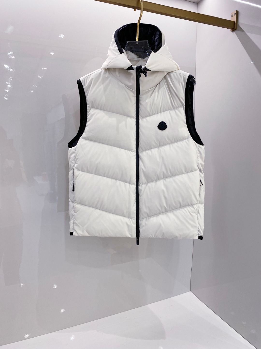 Moncler Valmasque蒙口男士可拆卸兜帽羽绒马甲.原版购入开发.特级鹅绒填充➕原厂替换面料➕