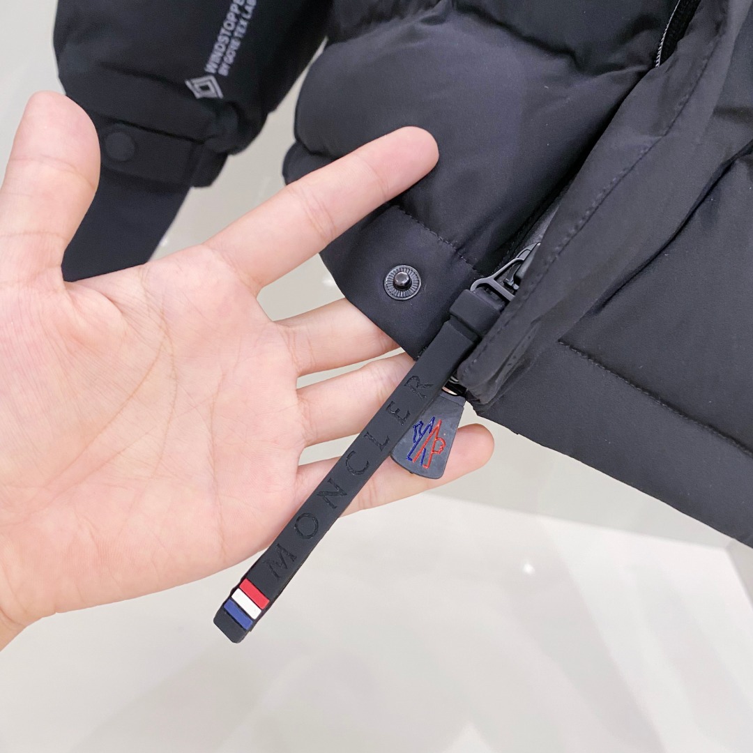 Moncler Grenoble蒙口2025fw秋冬系列Caraia（渠道臻品）男士压胶滑雪夹克.双重压